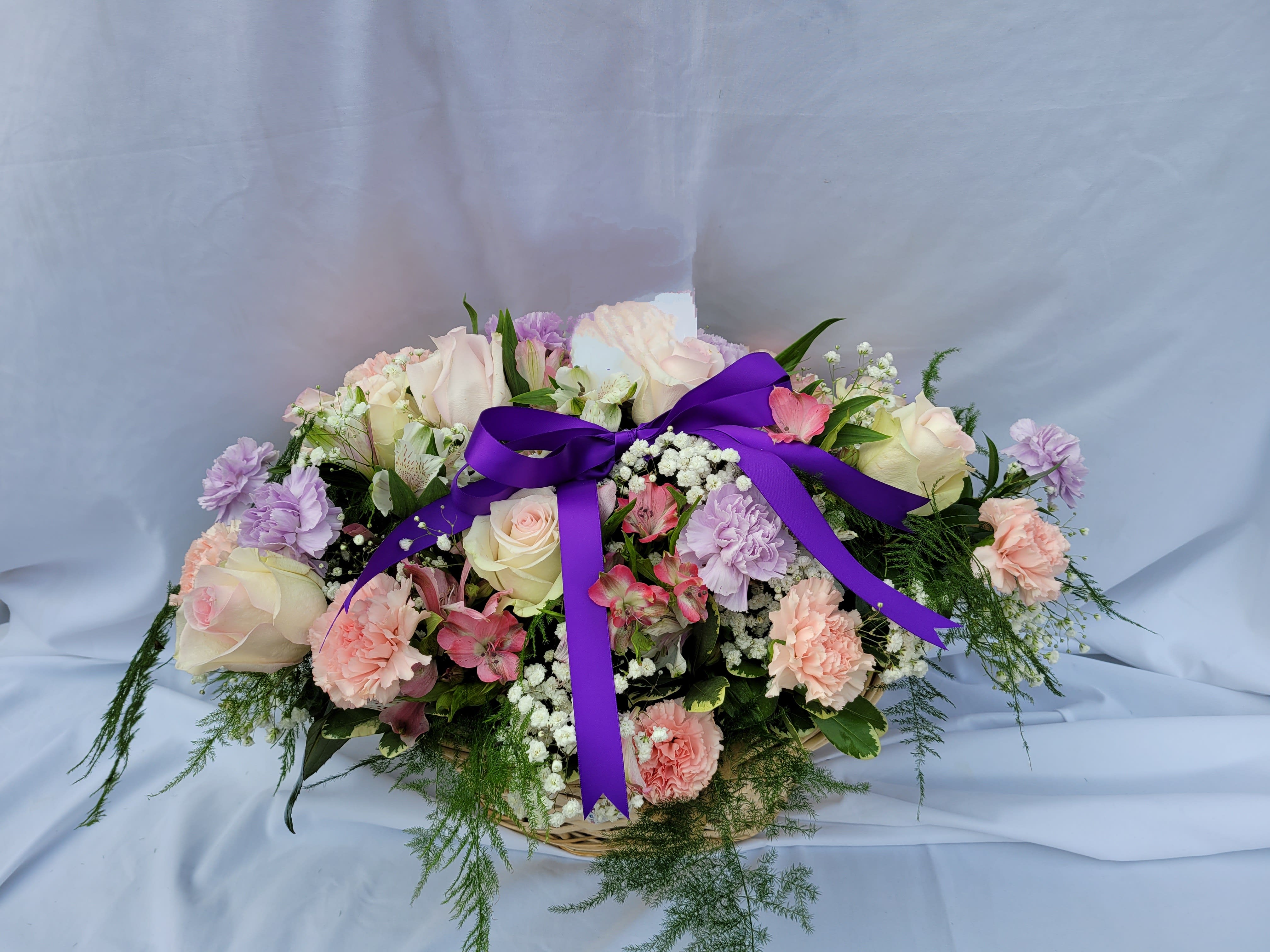 Basket of Flowers- Customer's Choice - Sending your thoughts and prayers to your friends, coworkers, or family during difficult times.