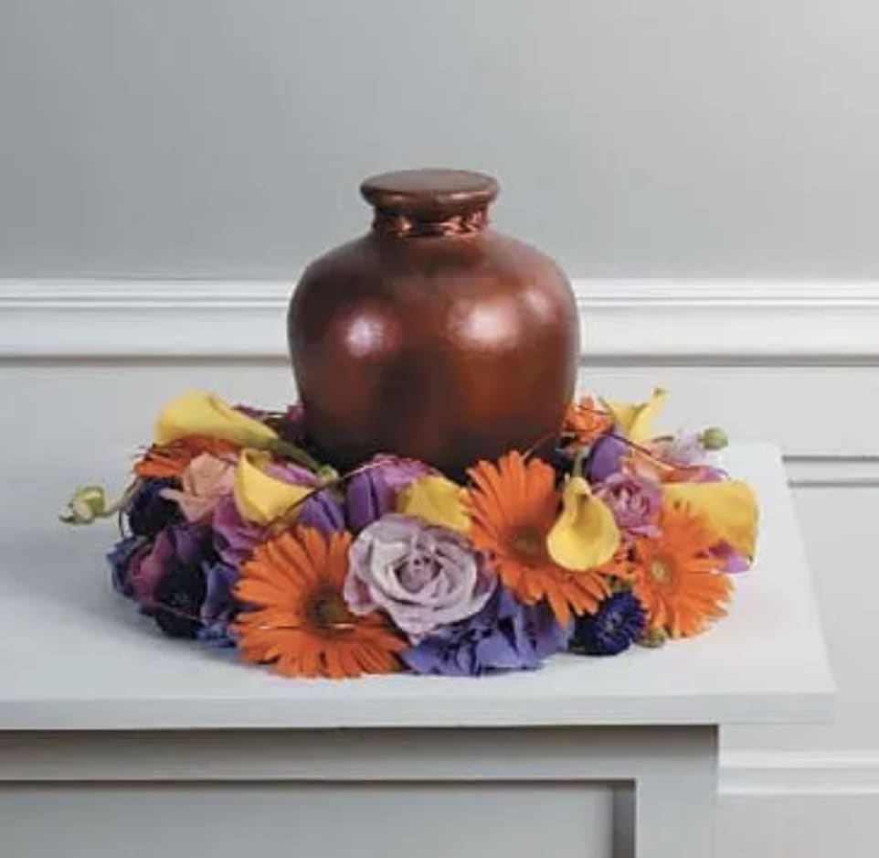 SF39-11 - John Henry Sympathy  - SF39-11  URN NOT INCLUDED