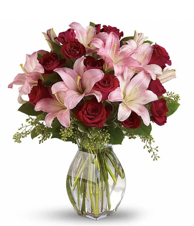 Vibrant Love - Bouquet of luxurious reds and pinks. A romantic anniversary gift or just because surprise, it's the perfect give for everyday or Valentine's Day!