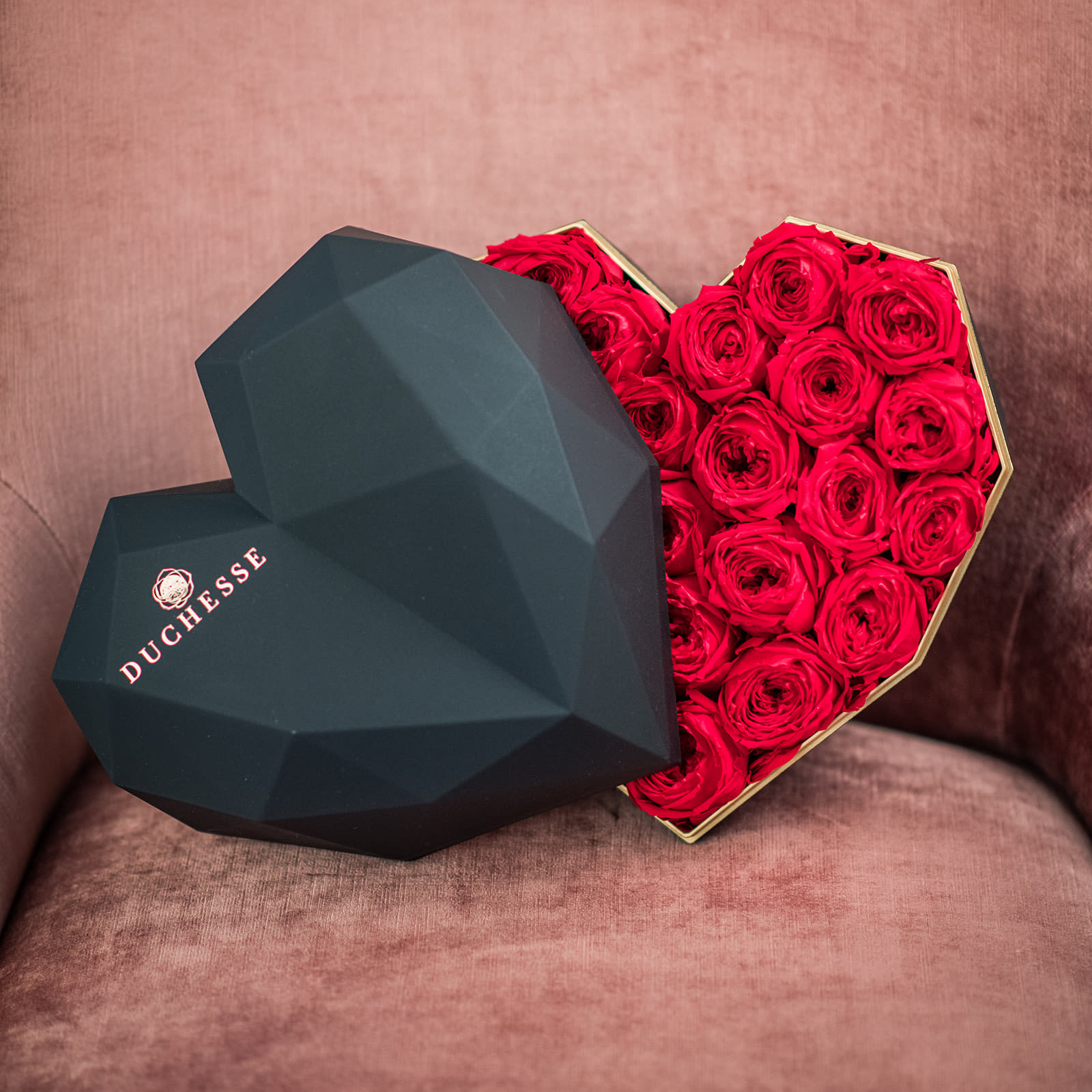 Red Heart  - Unique, geometric heart-shaped box Fully pack with healthy, gorgeous preserved garden roses. The ultimate gift for flower lovers. anniversary, Valentin's Day,  Lasts up to three years standard 6.5&quot; X 7'  OR  deluxe 9.5&quot; X 10&quot;  Please include in special instructions your choice of box color.   