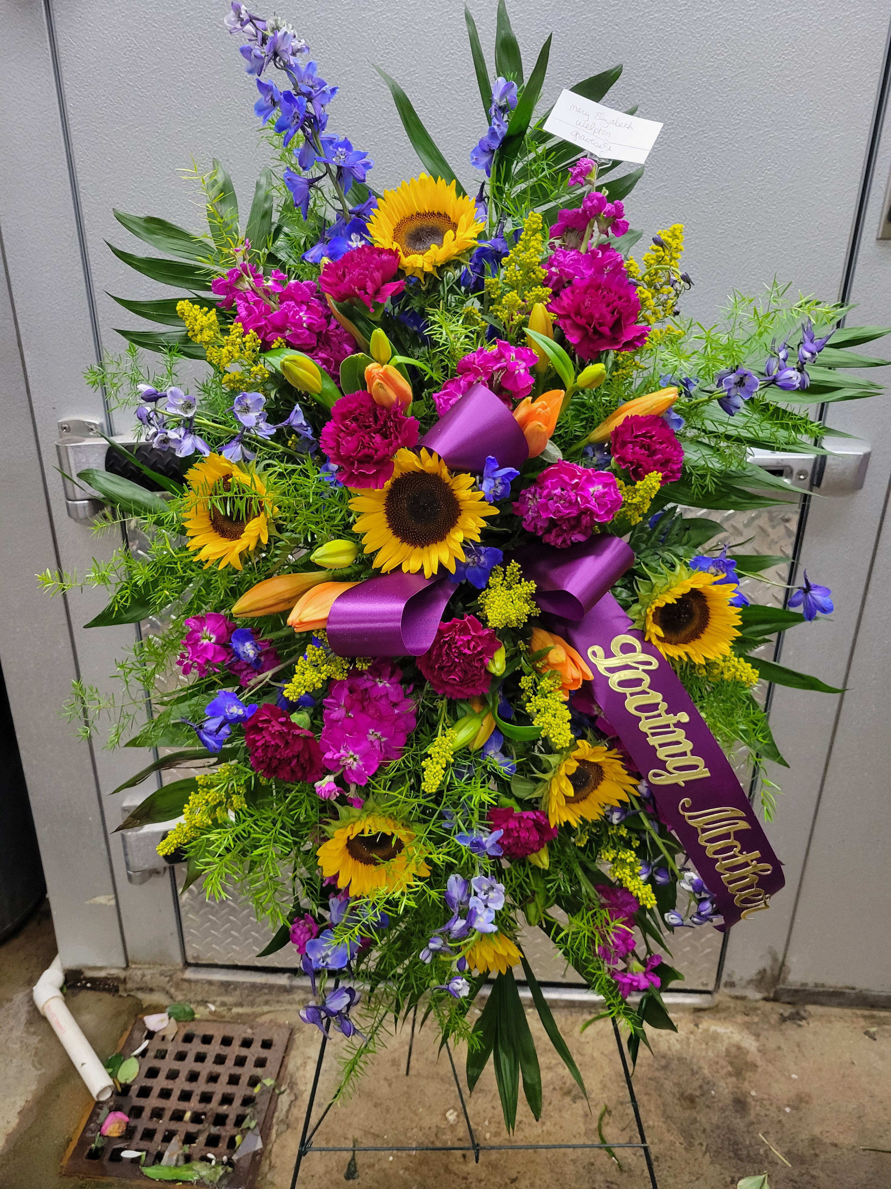 Designer Choice Easel Spray Designer Choice Easel Spray - Please specify flowers & colors that you would like