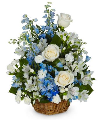 Peaceful basket Peaceful basket - Blue and white flowers