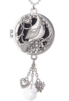Cardinal Scent Able Car Charm Cardinal Scent Able Car Charm - Unique designed car charms with a felt inset that can be scented with your favorite scented or essential oils.