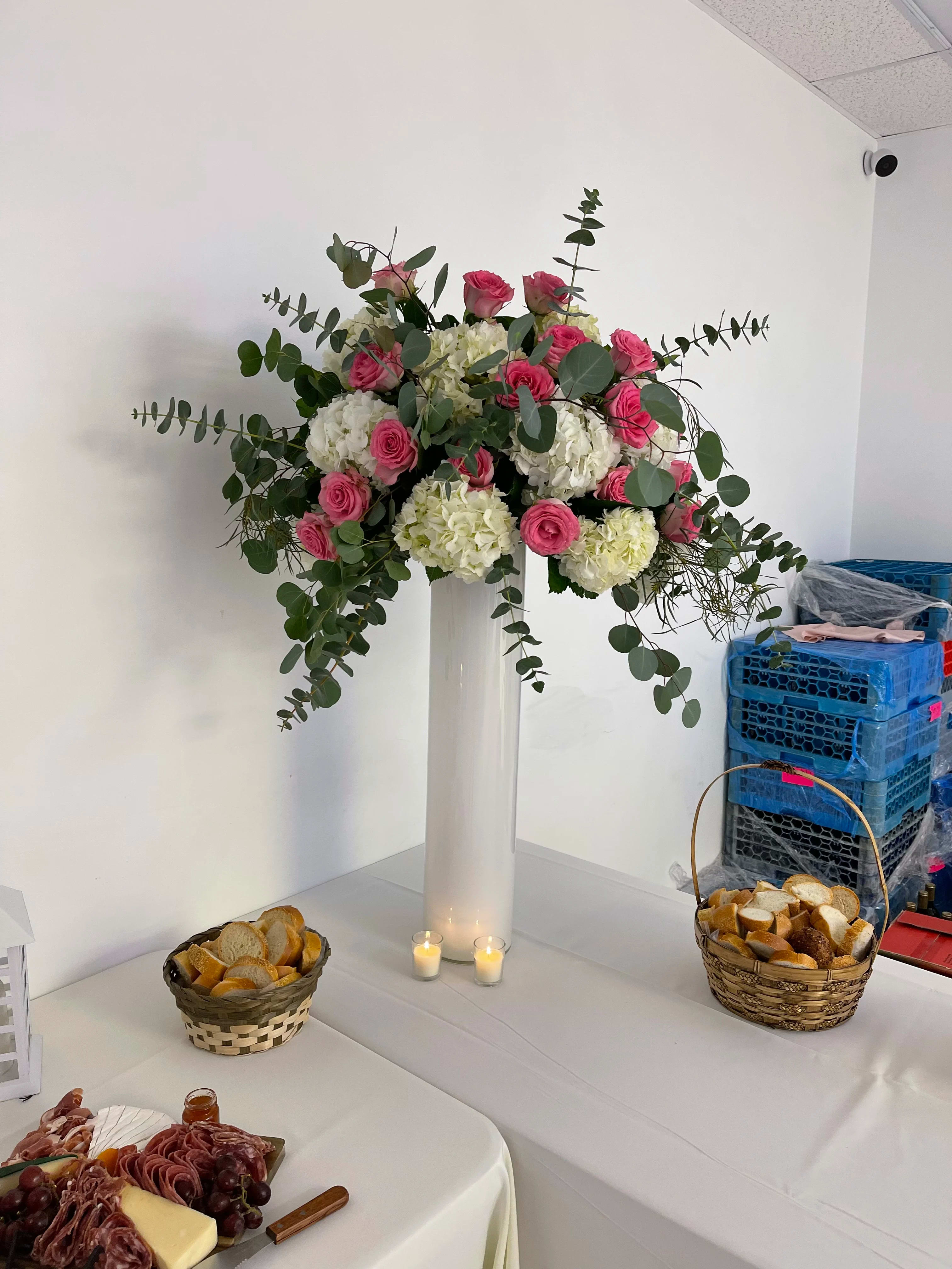 Event Event - without vase, call to ask prices