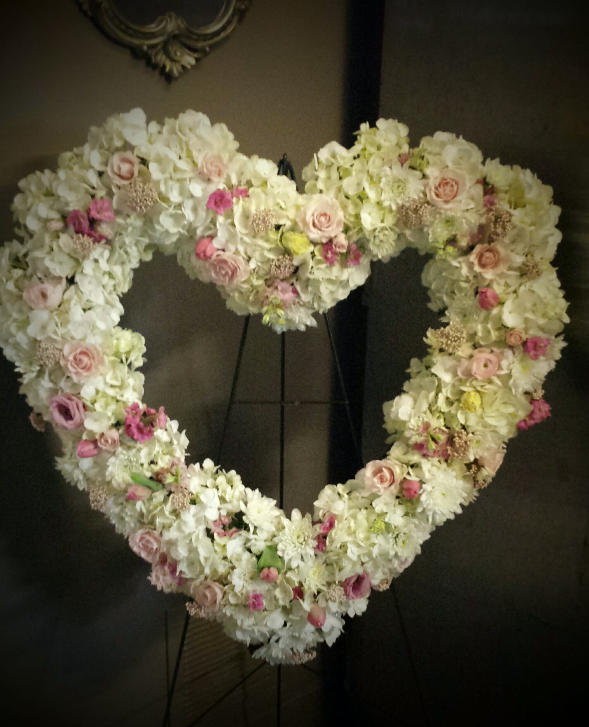 Blushing heart wreath - A heart shaped tribute of lovely lush, blushing blossoms