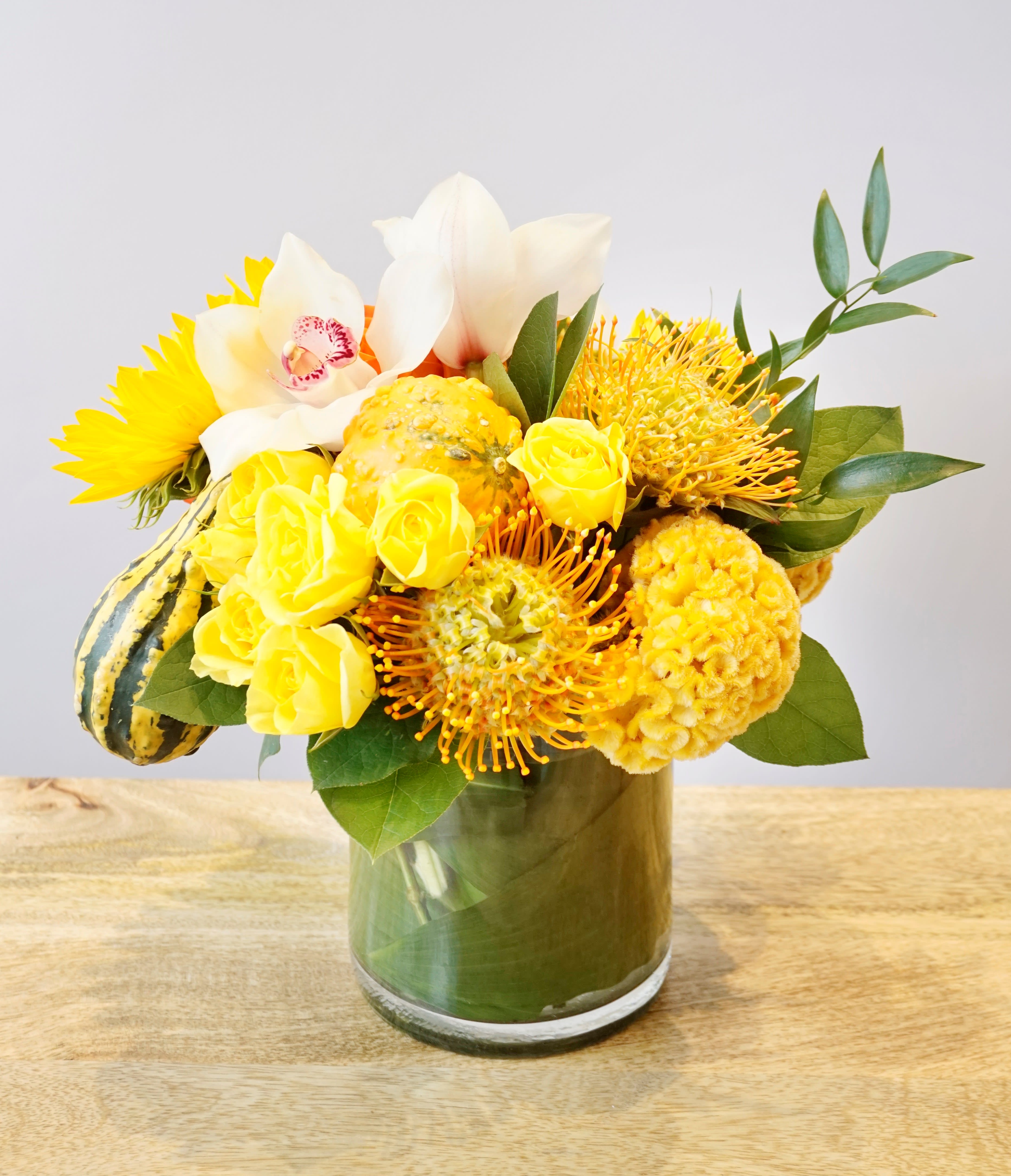 Pumpkin Fresh - Pumpkin, roses, dendrobium orchid and everything nice 