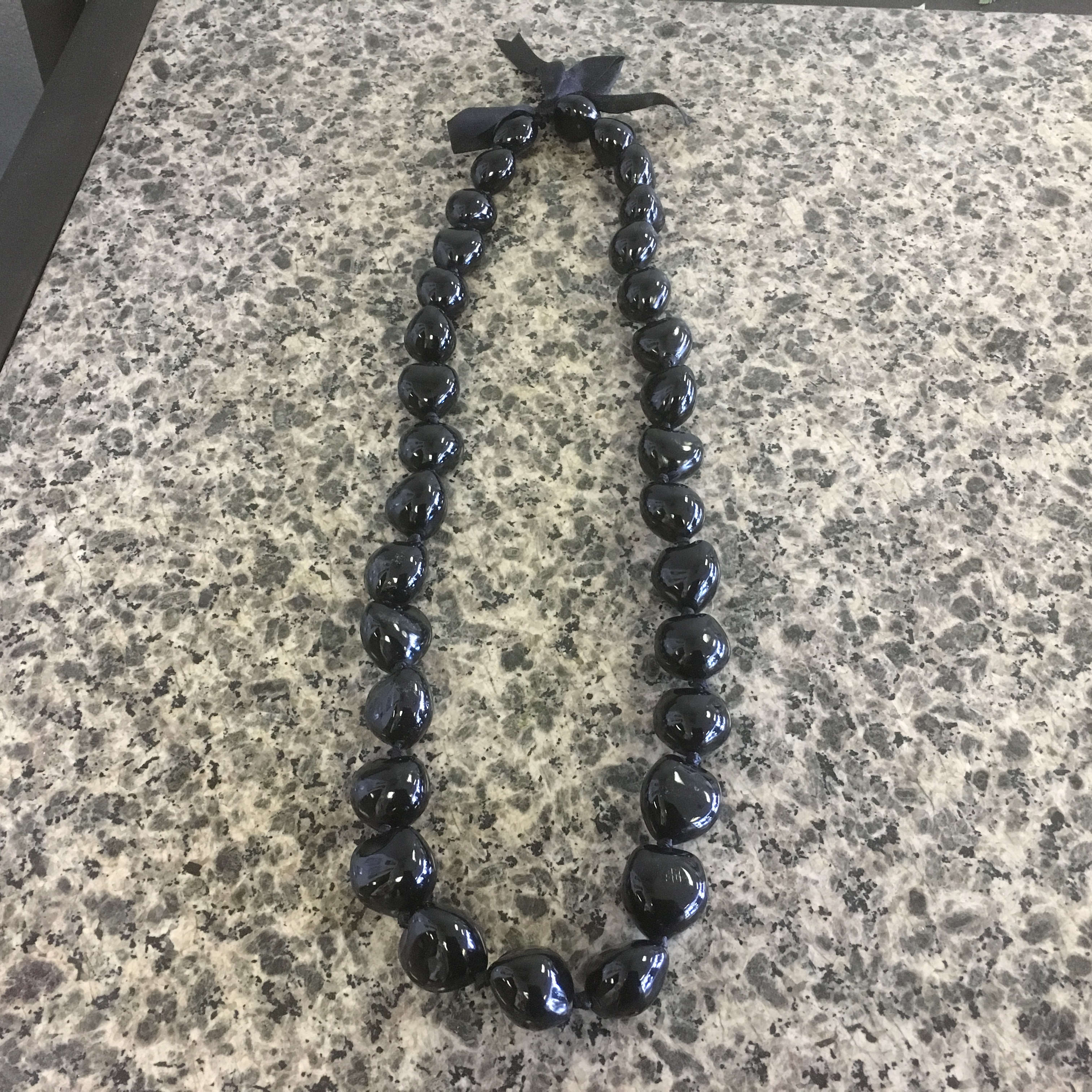 Kukui nut jewelry rose bear sale