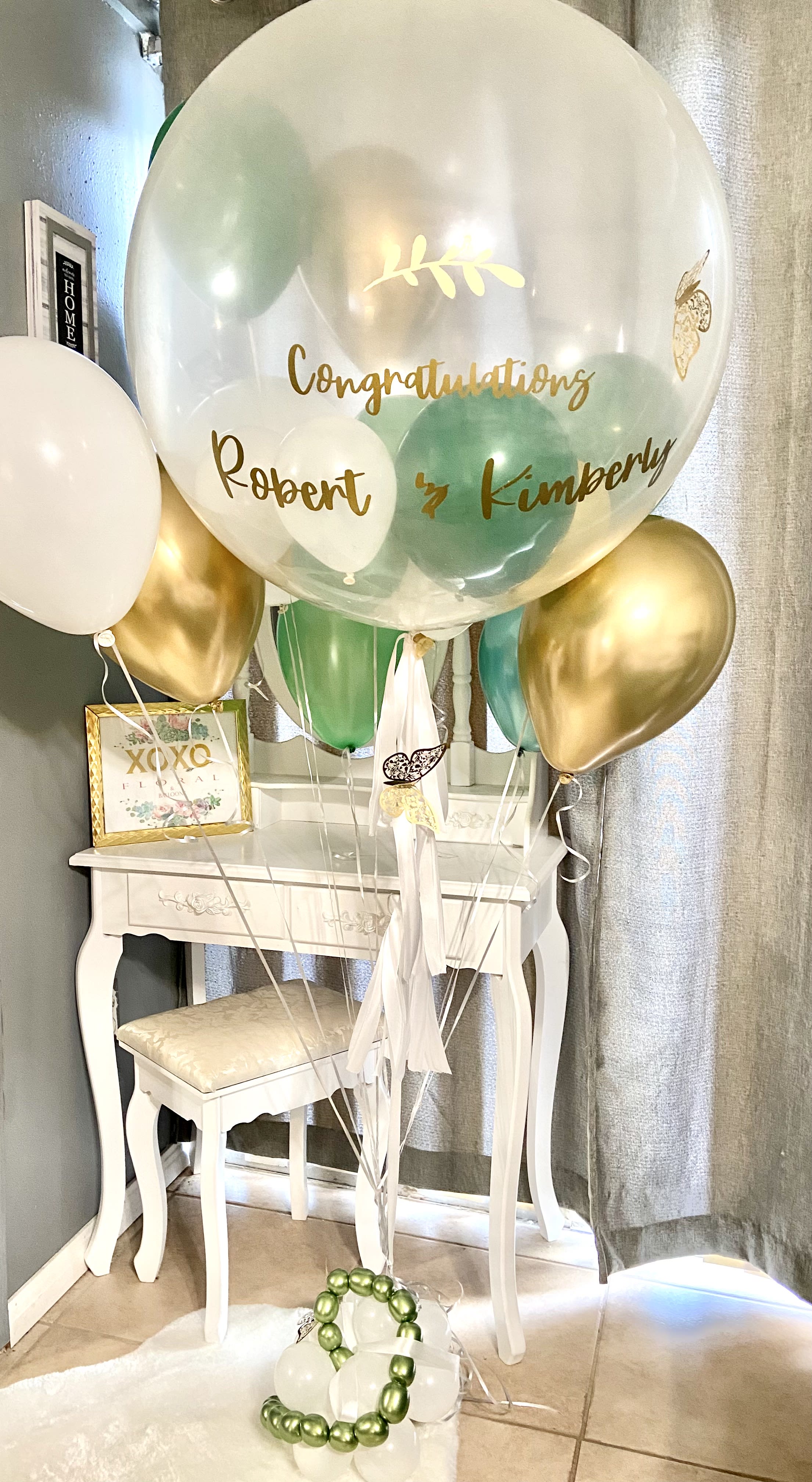 Balloon Up! - Balloon Up! Surprise your loved one with this customized balloon Bouquet that includes: -1 helium balloon 24 in  -8 assorted helium balloon 11 in -Balloon weight How can I customized my order? No worries! there are a few ways you can let us know... please choose what is more convenient for you. *While ordering our website is going to ask you for special instructions...  *You can send us a text message with your order number and let us know your special instructions. phone number (714-360-5020) For example: order number 1233456767  I want my balloon to say (I Love You) and I Want my balloons (red and pink colors) *You can always call us and let us know your special instructions :)