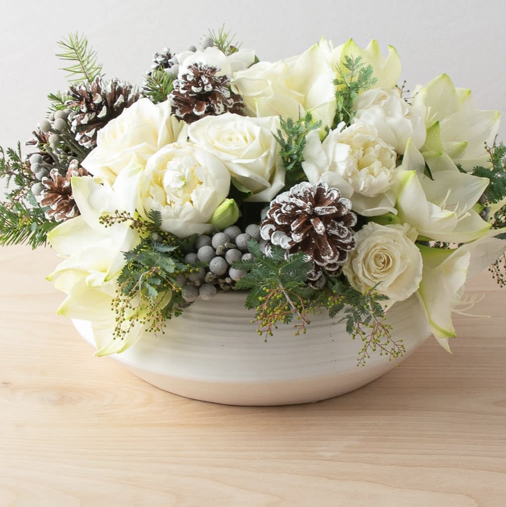 Holidays 2 Holidays 2 - Our premier showstopper Centerpiece this holiday season