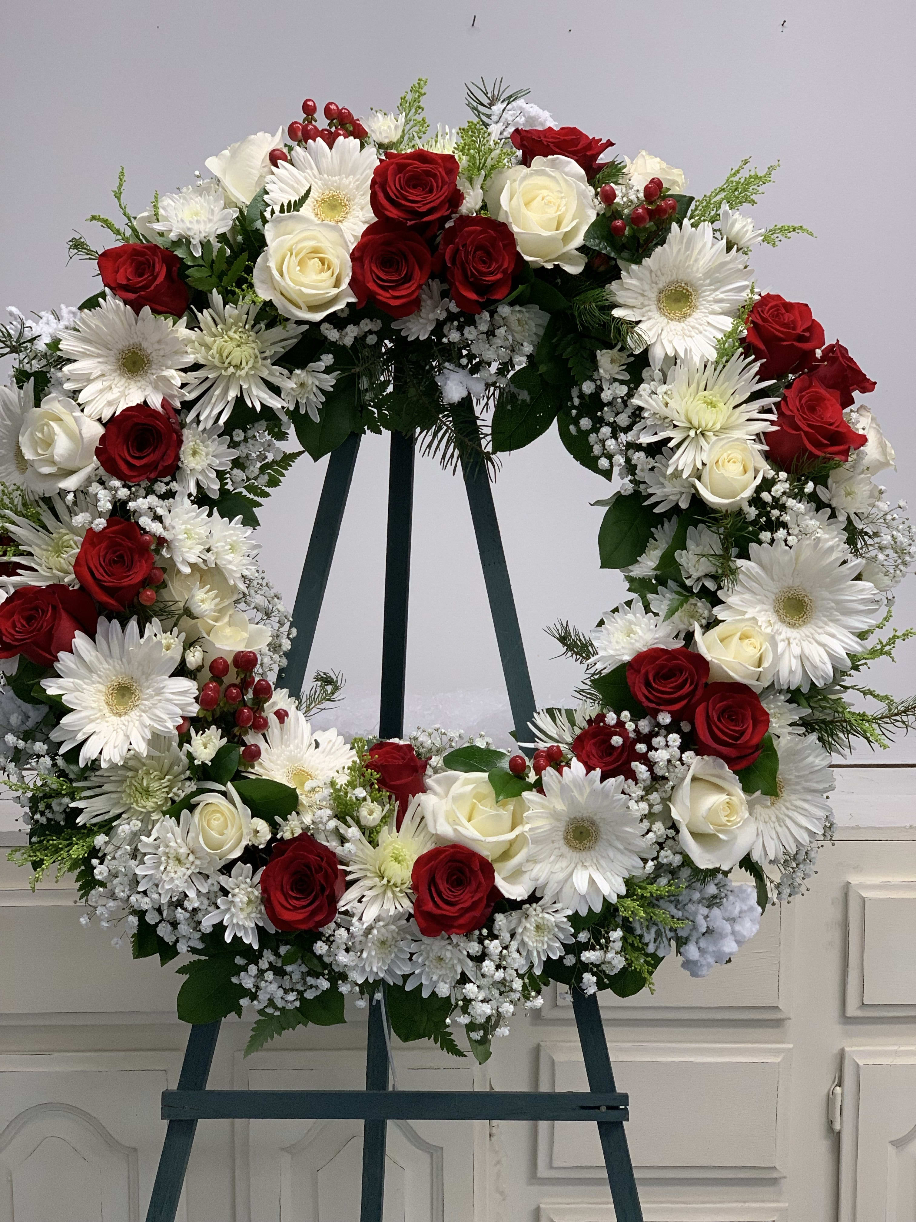 RED &amp; WHITE WREATH - red and white flowers, 24&quot; wreath    