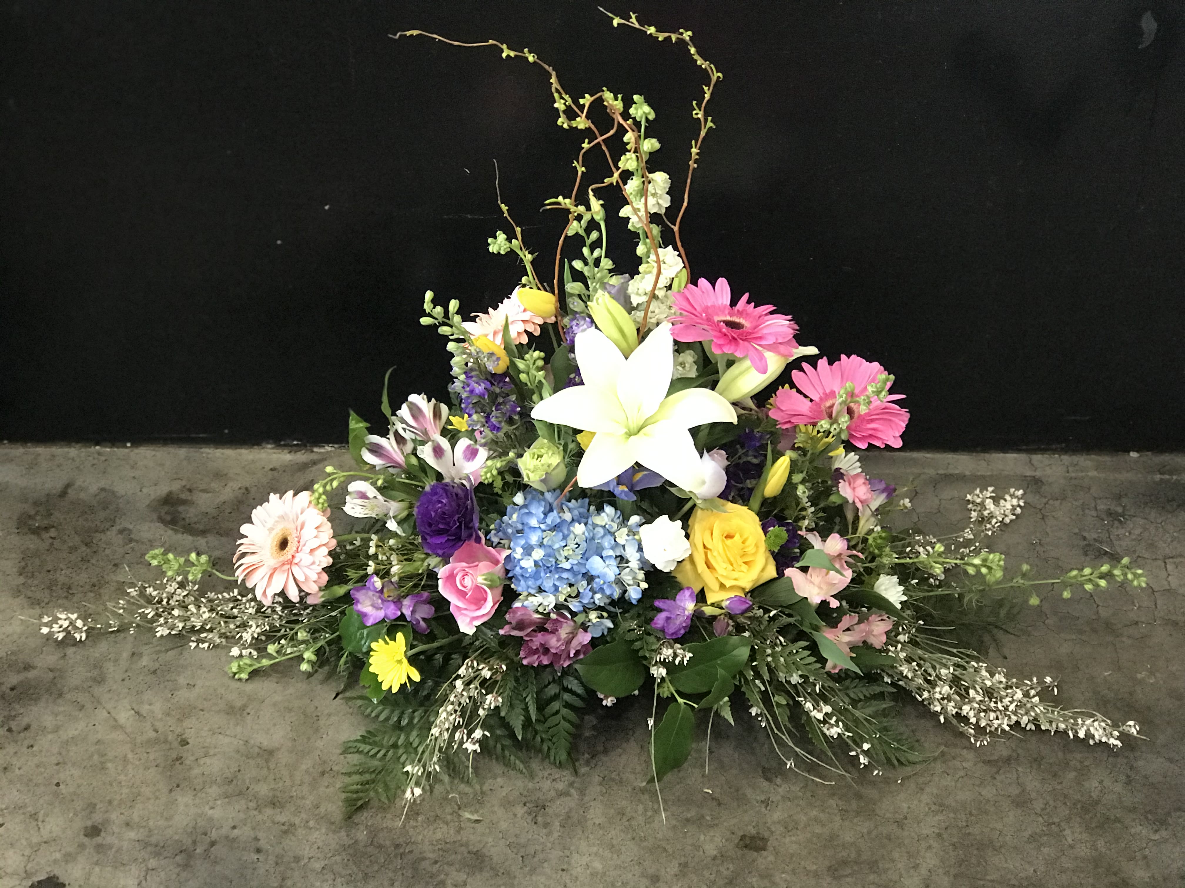 Abracadabra  - Lilies, Roses, Gerberas...