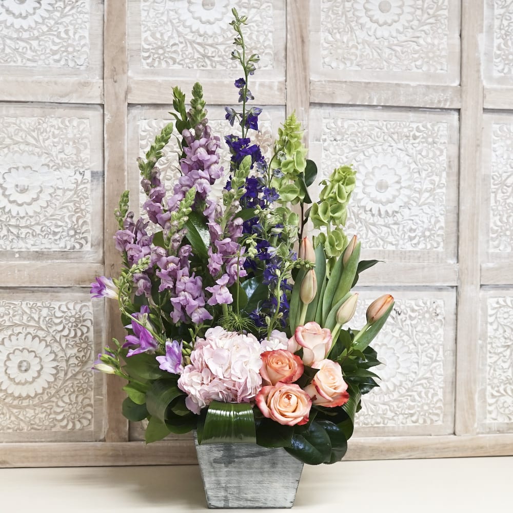 SPRING GATHERING - Hydrangeas, Snap Dragons, Tulips, Roses  