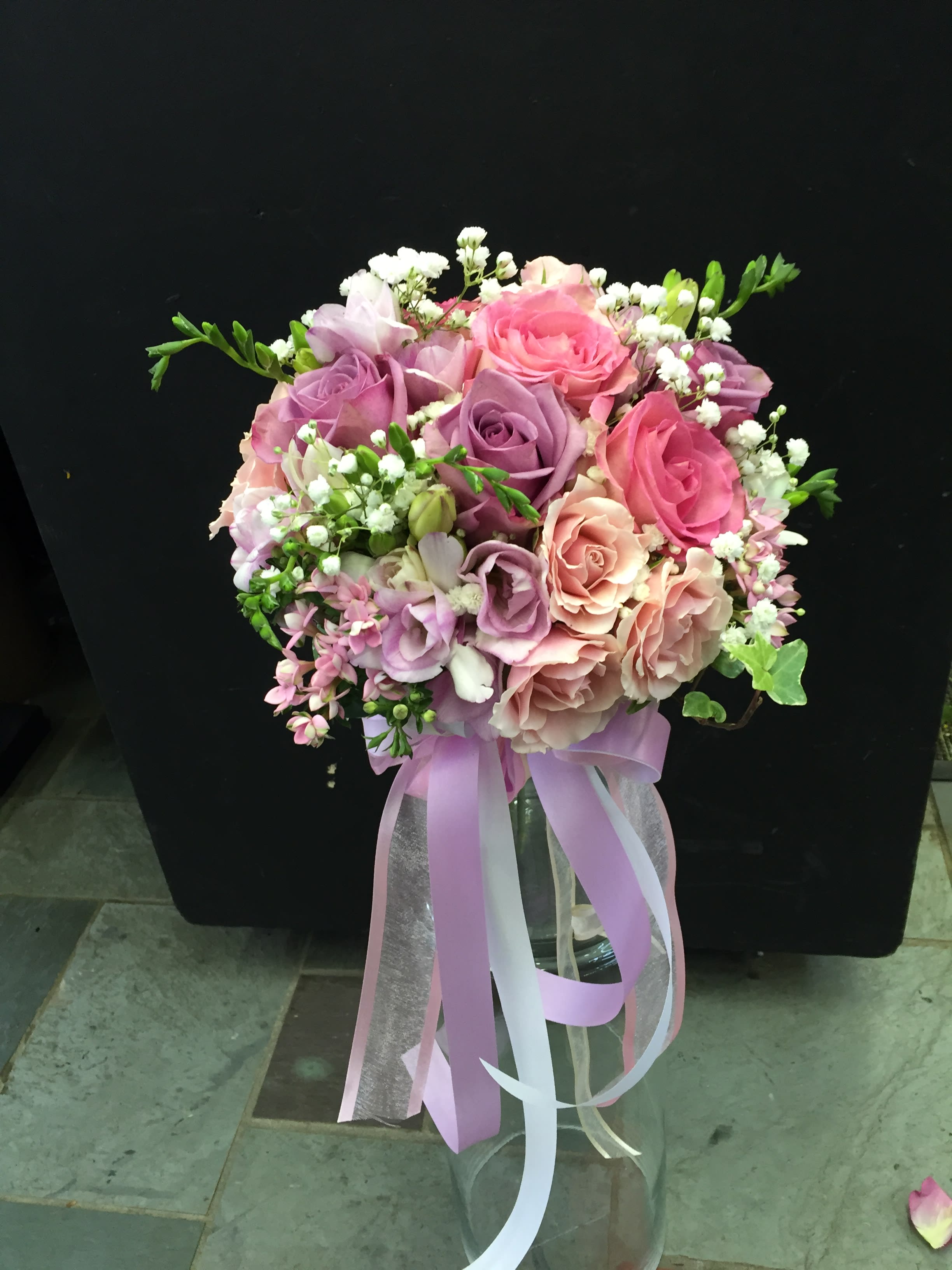 SOFT PASTELS WITH RIBBONS SOFT PASTELS WITH RIBBONS - LAVENDER & PINK ROSES & ASSORTED PASTELS