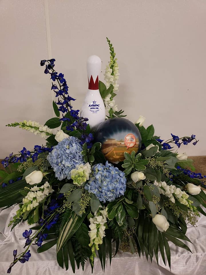 Custom Designed Casket Spray Custom Designed Casket Spray - Tell your Loved ones life through flowers... Their special hobbies, like bowling, golfing, carpentry