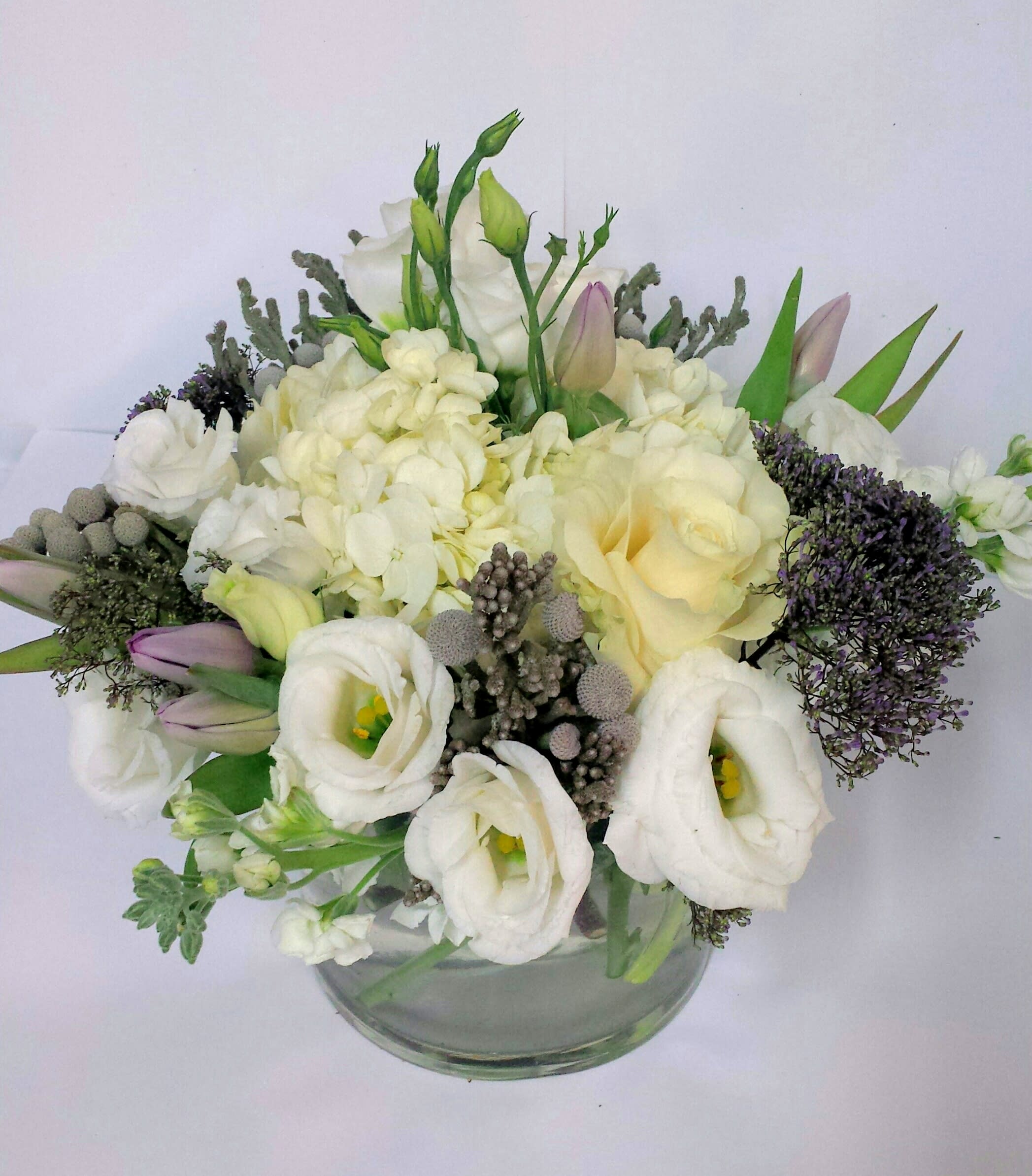Transition - Winter whites combined with a pop of spring.  Who couldn't use a touch of that?