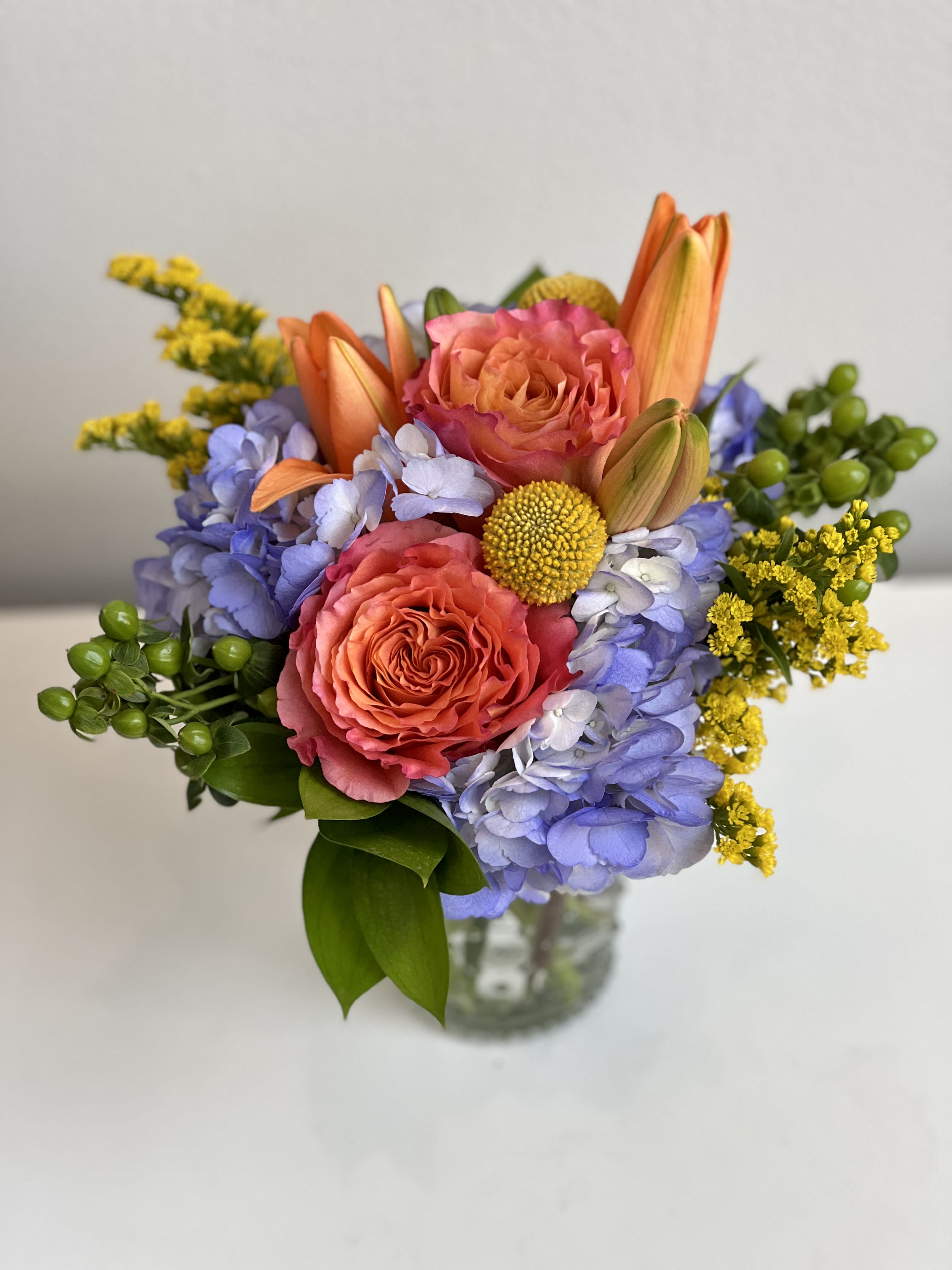 REG04 in Hays, KS Regeena’s Flowers & Events