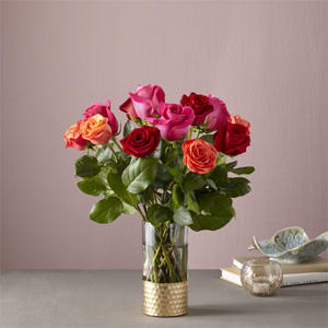 EVER AFTER ROSE BOUQUET - COLORFUL BOUQUET OF MIXED ROSES IN A GOLDEN VASE