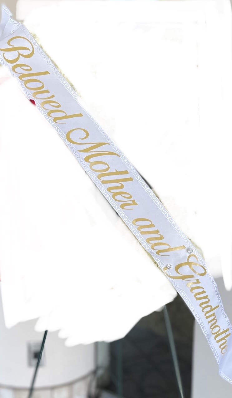 Ribbon  - Personalized Ribbon up to 4 words, adding words $5 each In the Card Message at check out , pls write what you would like on ribbon 