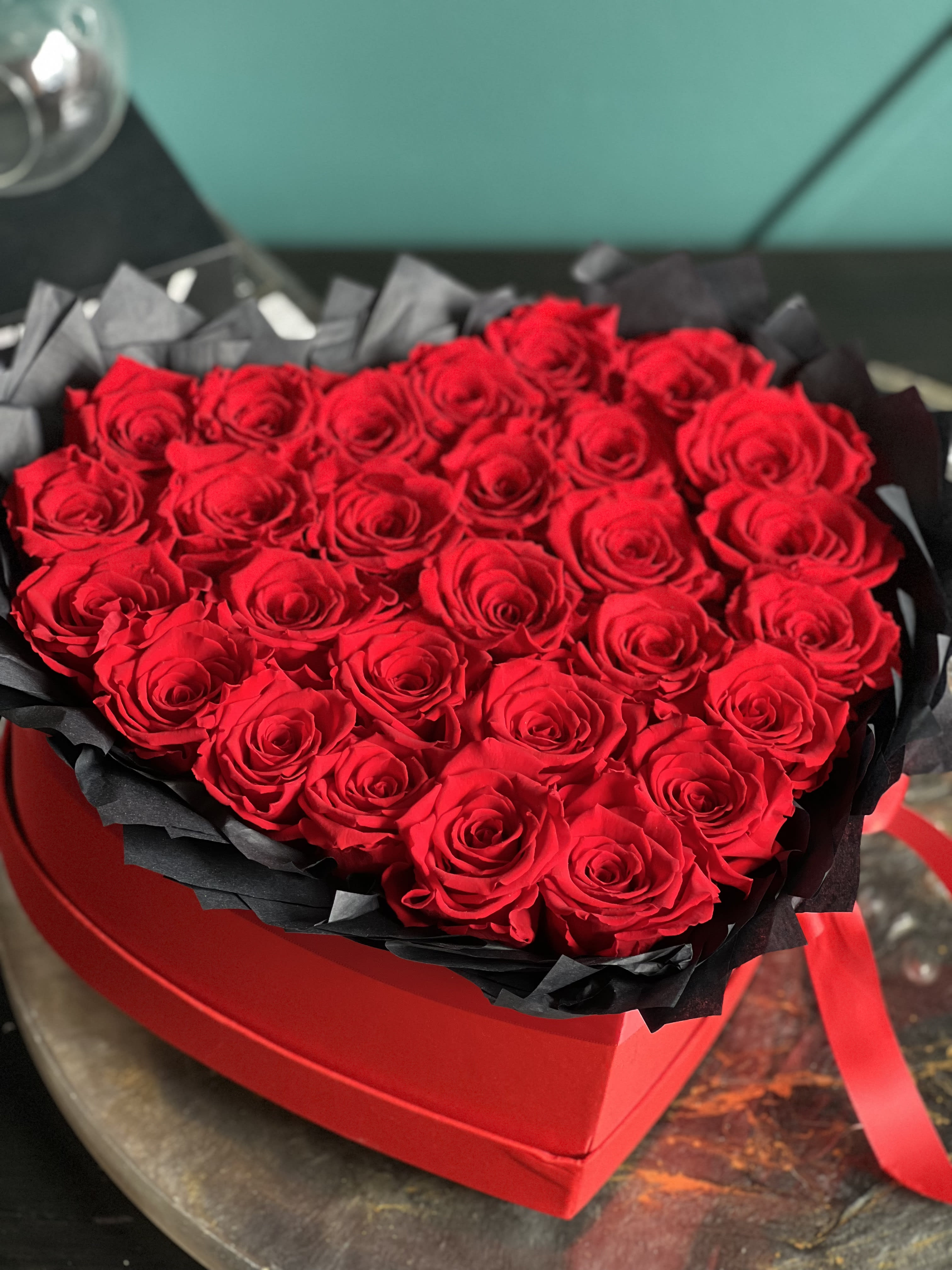 Luxury Preserved Roses Arrangement. Real Roses, that last up to 3 years
