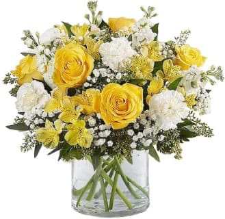 Sympathy bouquet  - Yellow and white flowers 