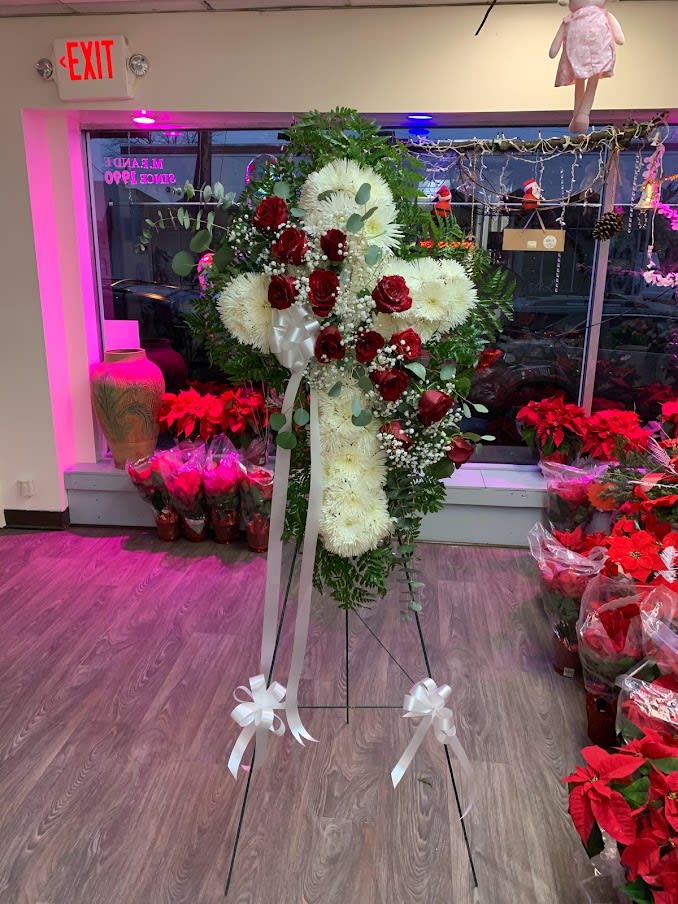 FUNERAL STANDING CROSS. FUNERAL STANDING CROSS. - SPIRES, POMPOM,ROSES, RIBBON, AND GREENERY