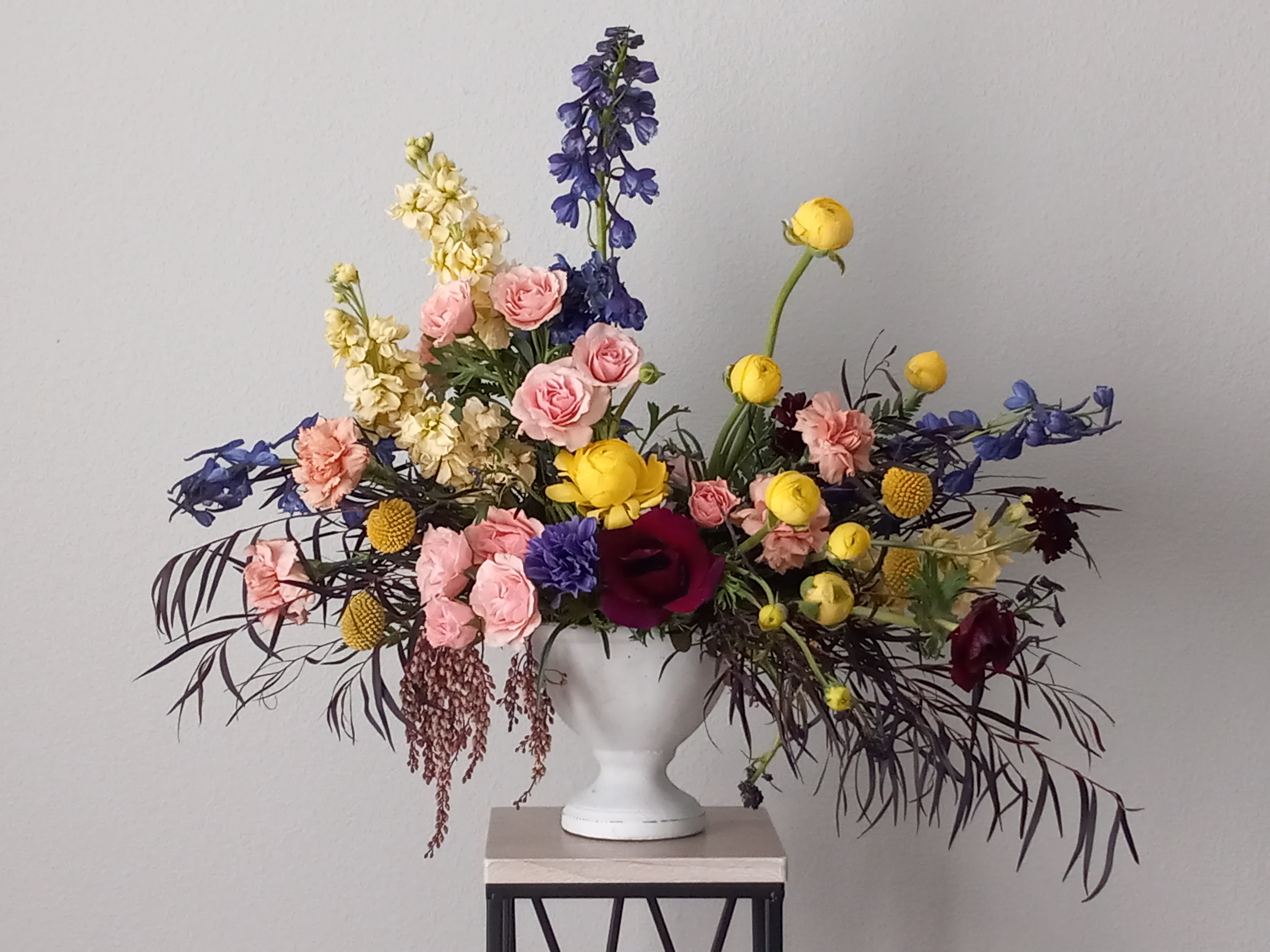 Catch The Sun Bouquet in Valley Village, CA | Durango Flower Shop