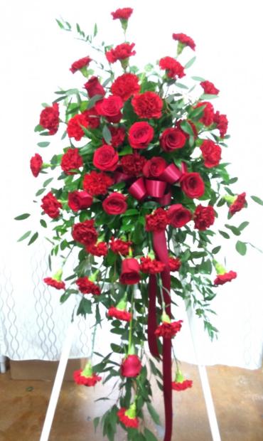 Traditional Standing Spray Traditional Standing Spray - Traditional Standing Spray