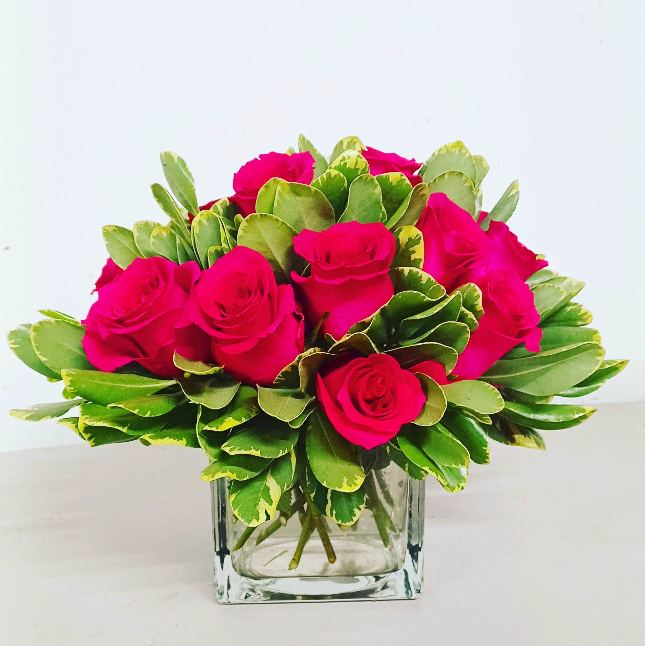 Aromatic rose of my dream flowers by My Dream Flowers Corp