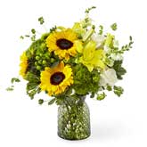 Yellow flowers bouquet Yellow flowers bouquet - Green and Yellow flowers