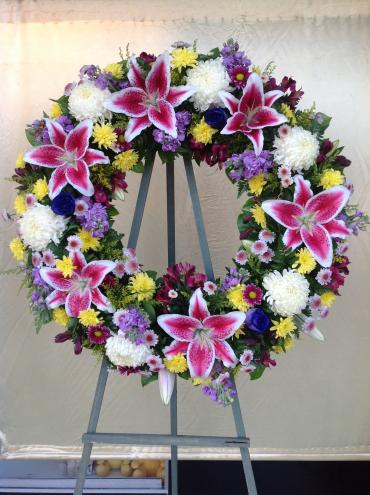 Wreath - Wreath: stargezer, roses, daisies 