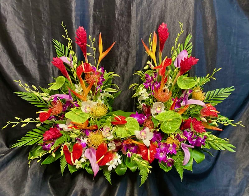 TROPICAL URN GARDEN 2 in Lihue, HI Flowers Forever LLC