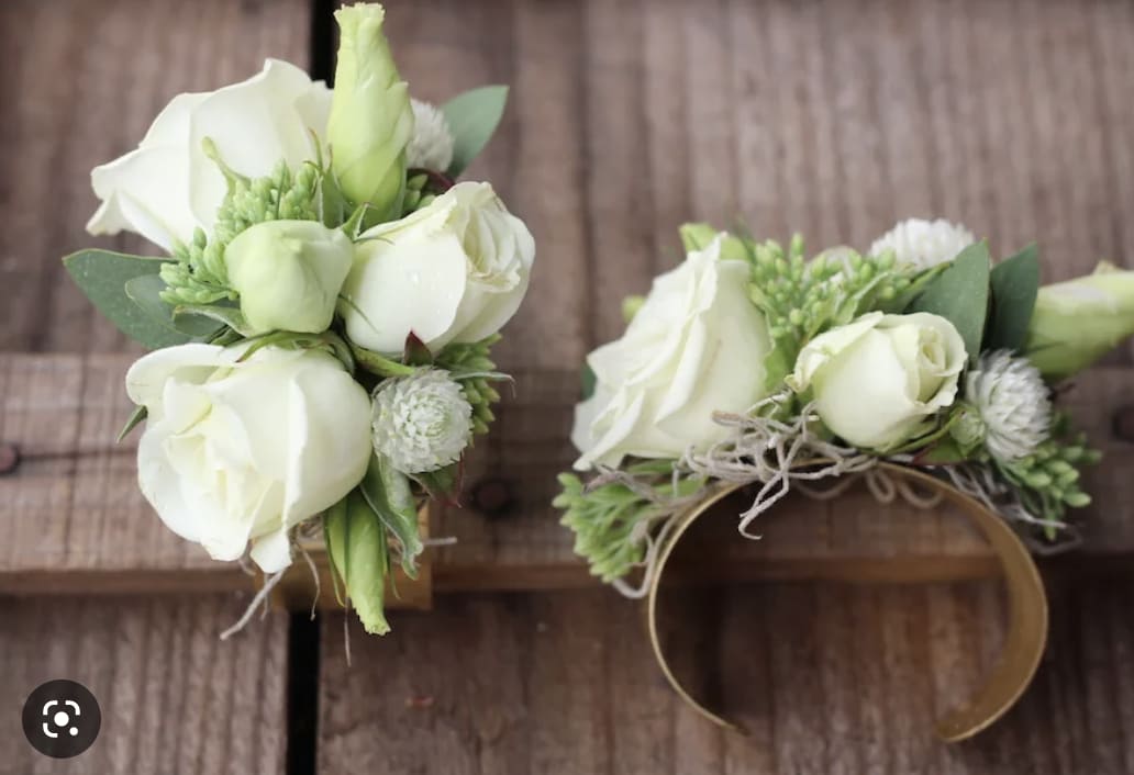 Corsage cuff store