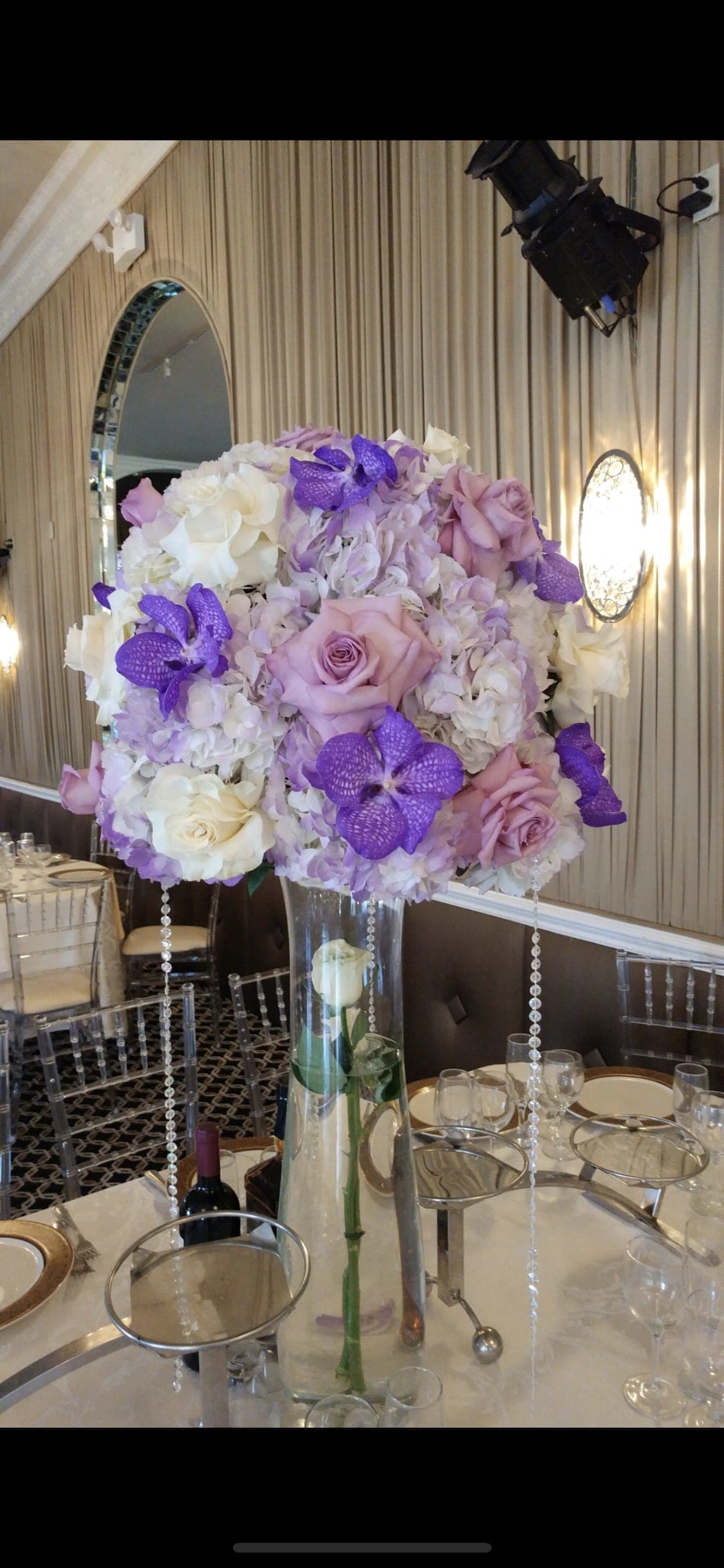 Roses hydrangeas and crystals  - Roses hydrangeas and crystals 