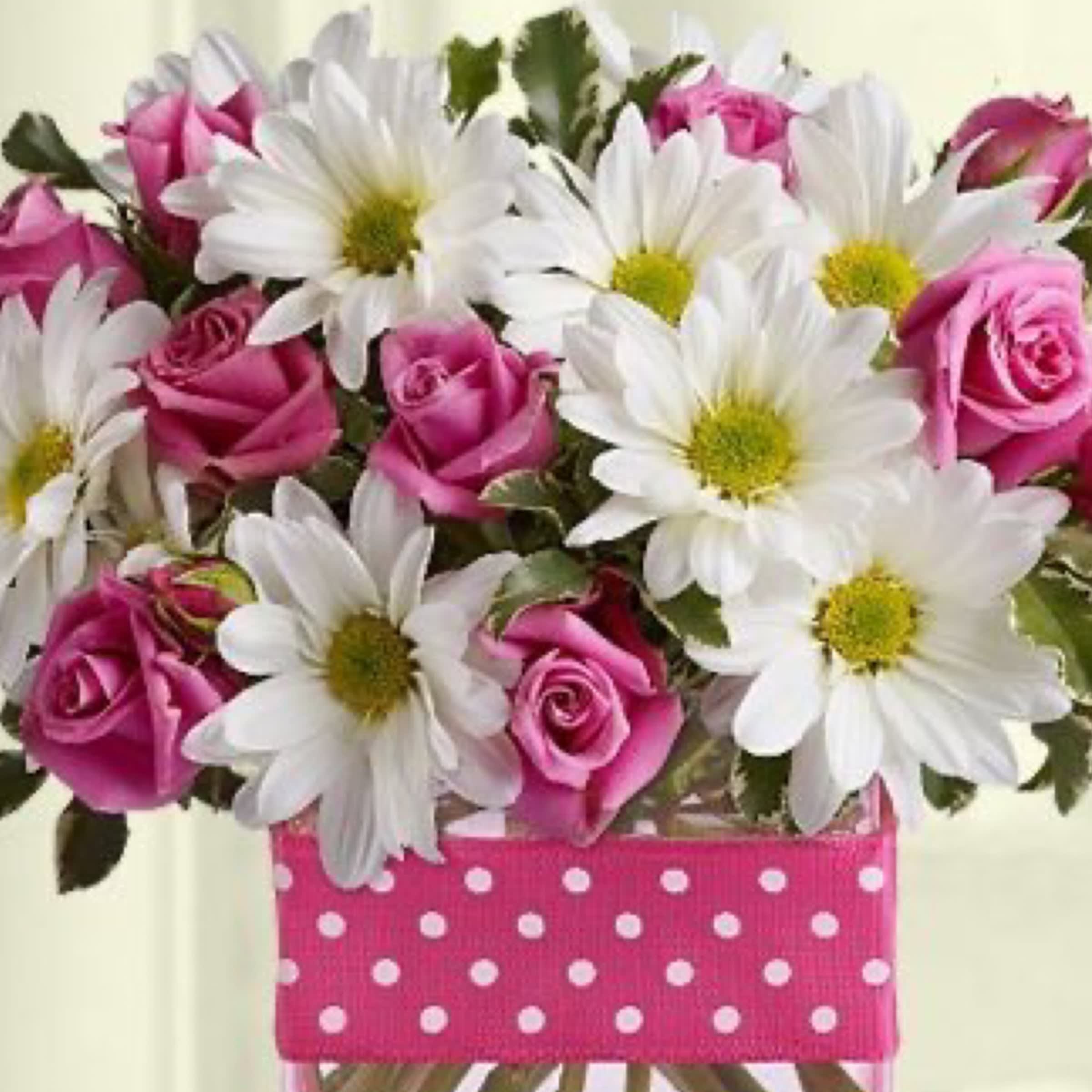 Daysi lovets Daysi lovets - love this flowers daysis and pink roses and squert vace