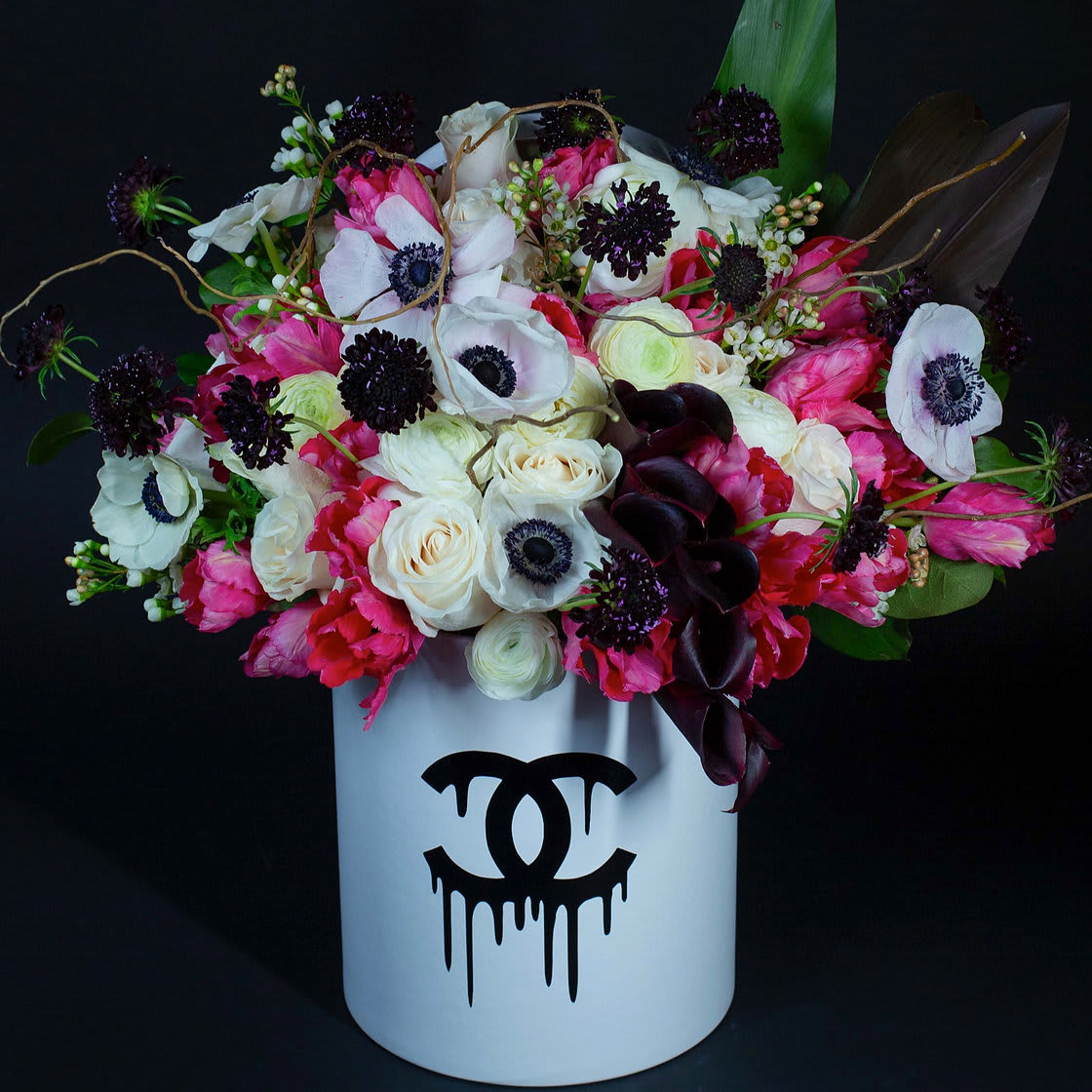 PMG Flowers - Classy Coco Chanel flower arrangement 🛍 For