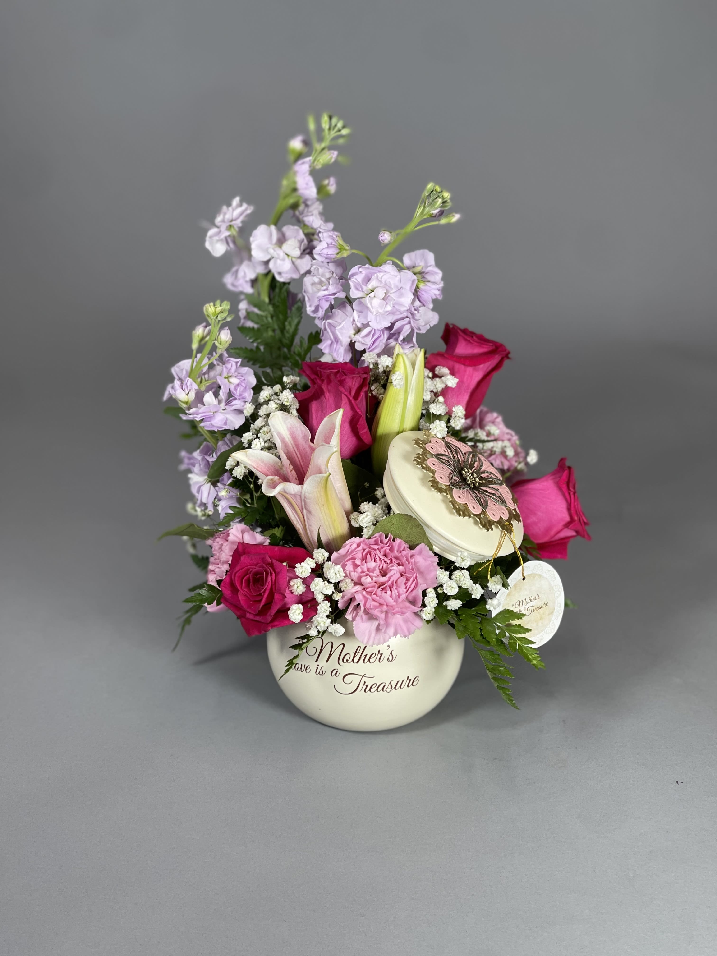 Motherly Affection in Hialeah, FL Omel Flowers