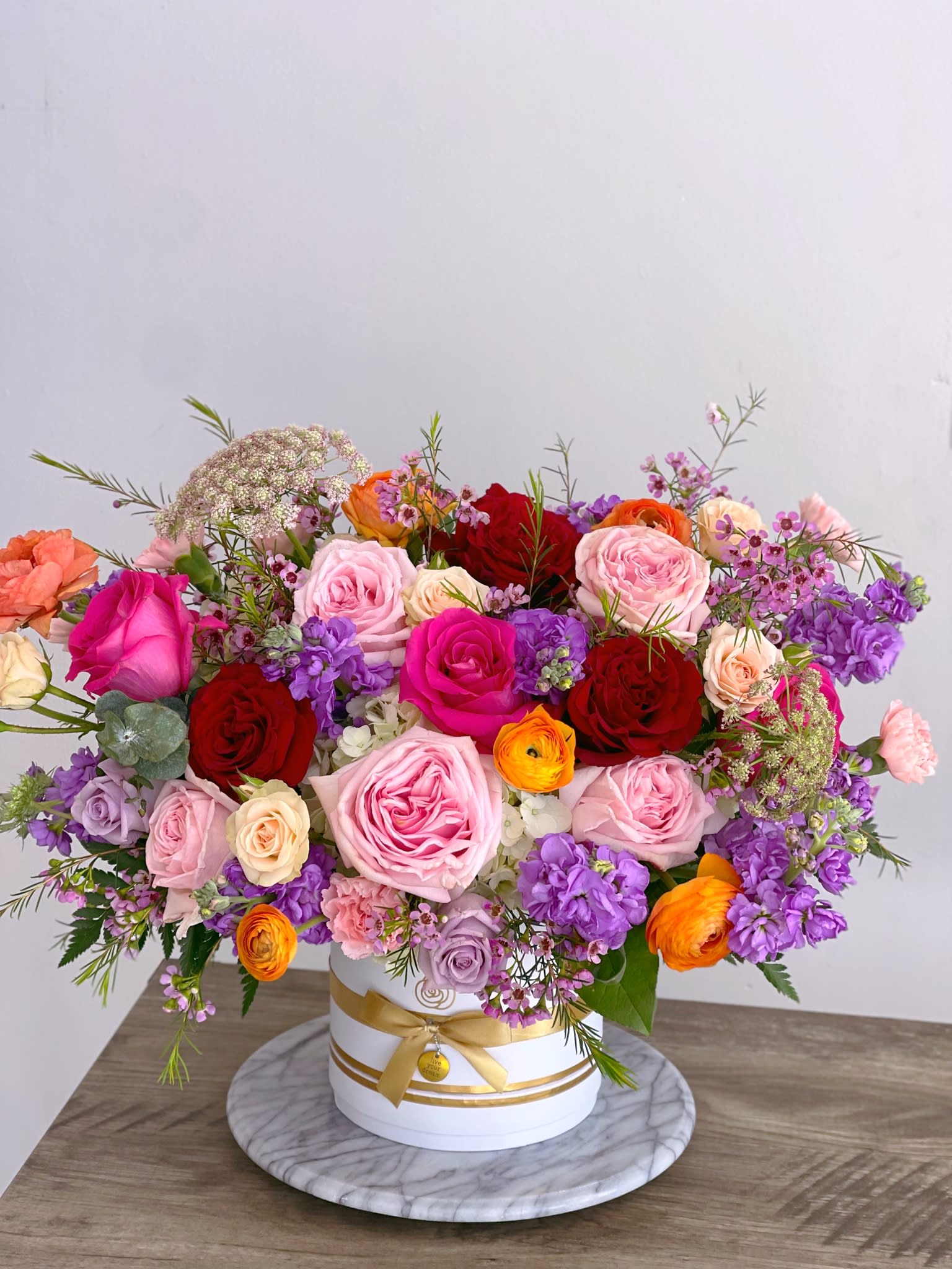 Flowers box 02 in San Gabriel, CA Dannhi Flowers