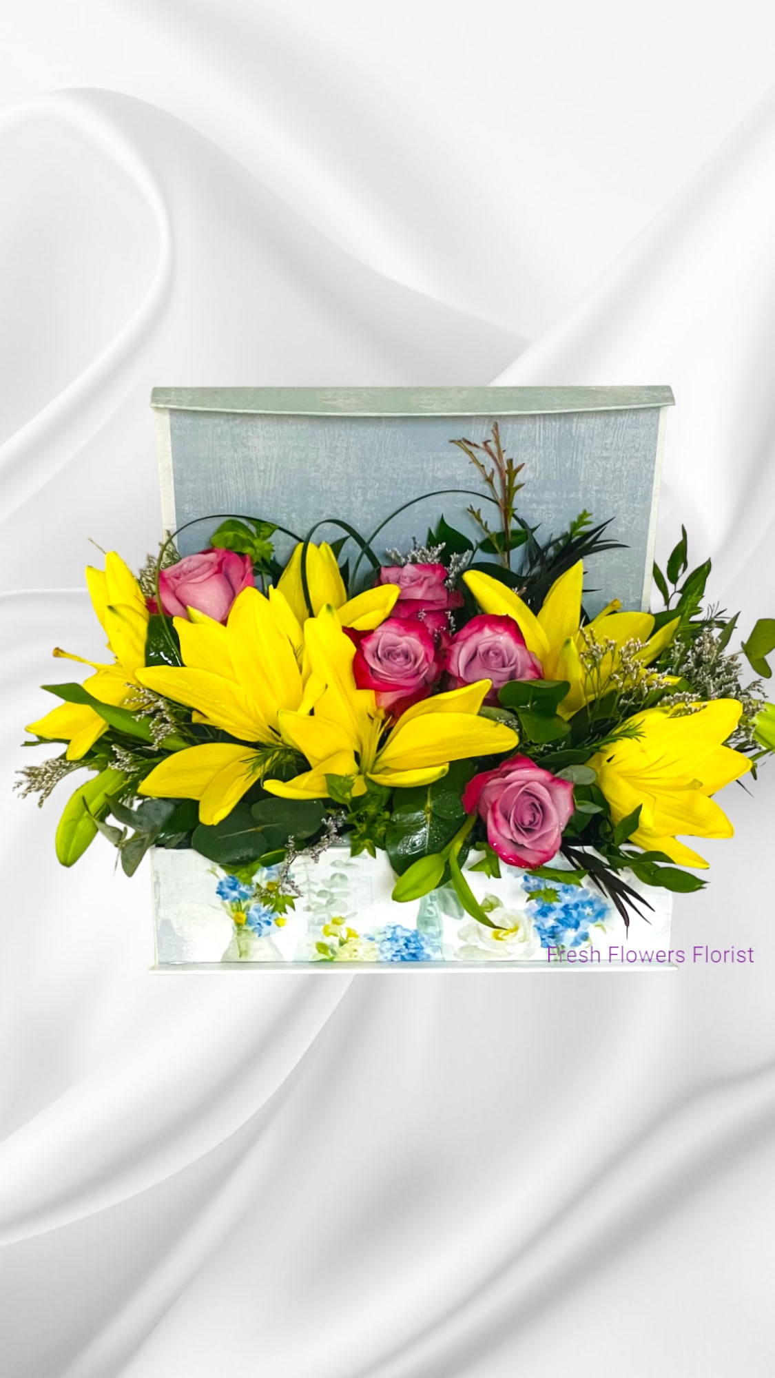Spring Bloom Spring Bloom - Beautiful box to send to your Love