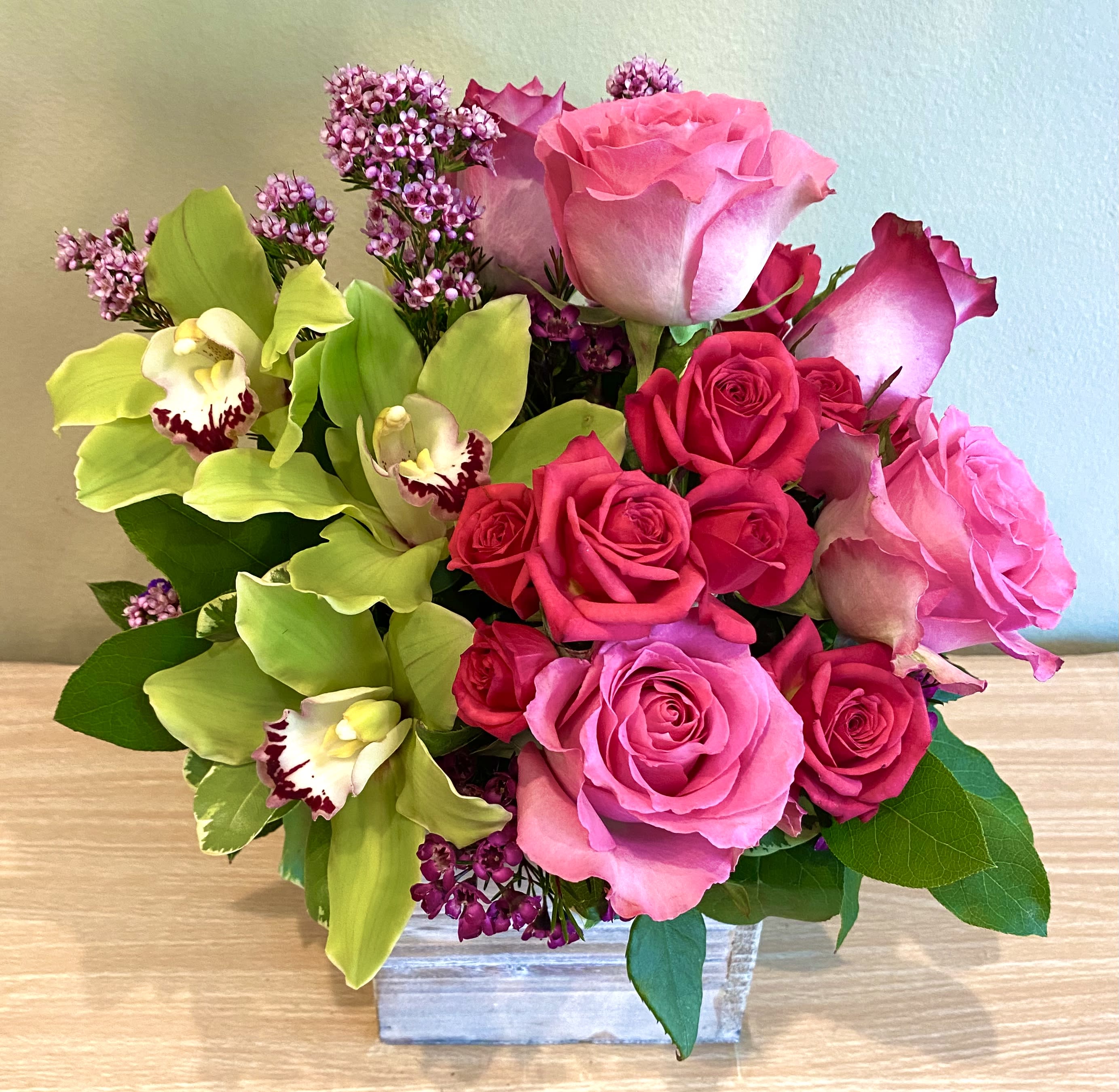 Happy Birthday Flowers and Roses for Delivery