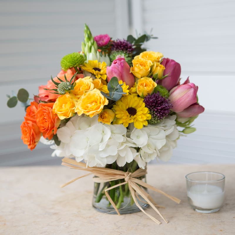 Vibrant Mix Vibrant Mix - Mix of vibrant flowers
