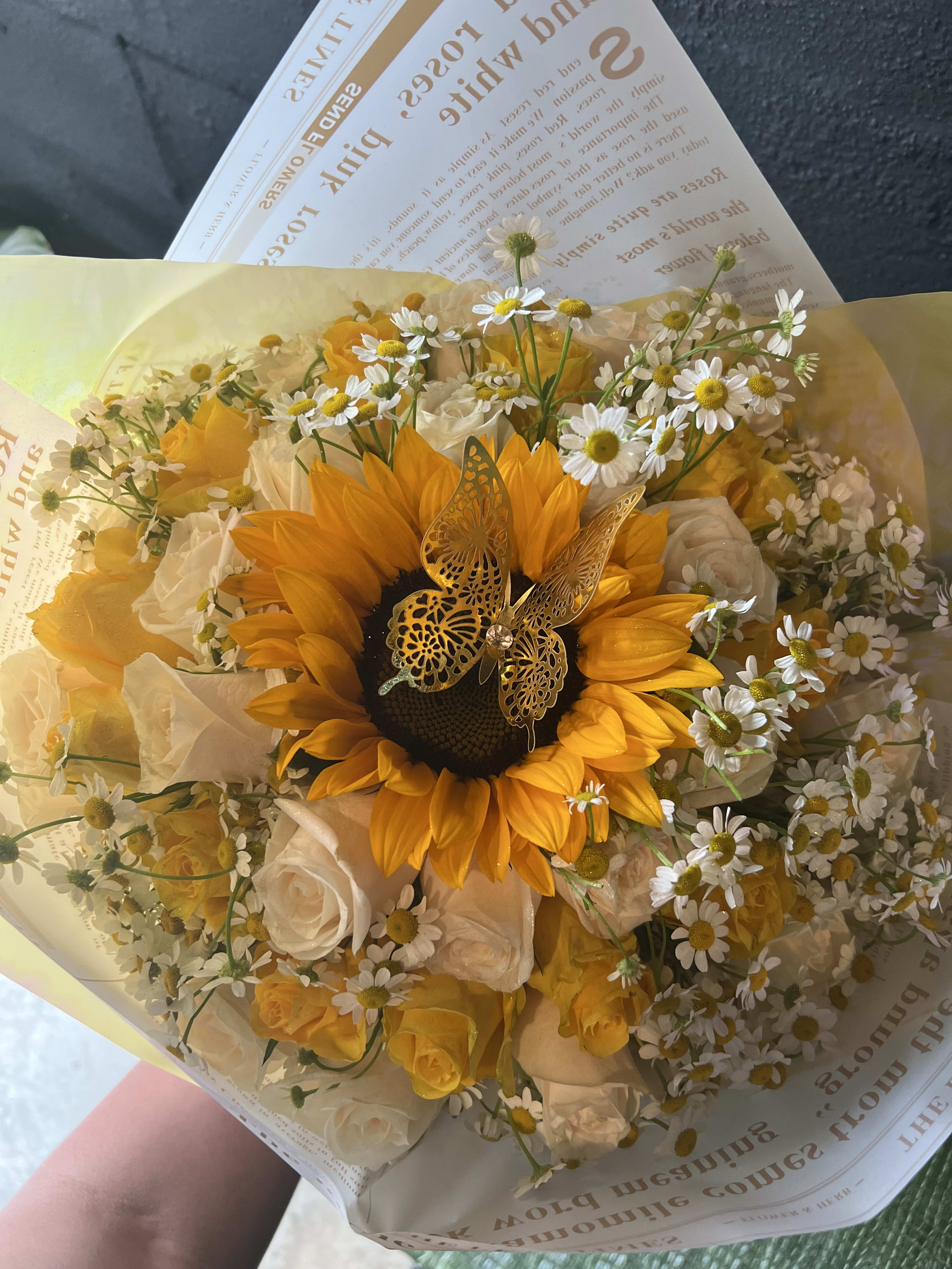 White roses store and sunflowers