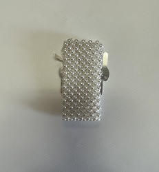 WHITE PEARL WRISTLET WHITE PEARL WRISTLET - LOVELY PEARL WRISTLET TO CUSTOMIZE YOUR CORSAGE. COMPLIMENTS FORMAL WEAR.