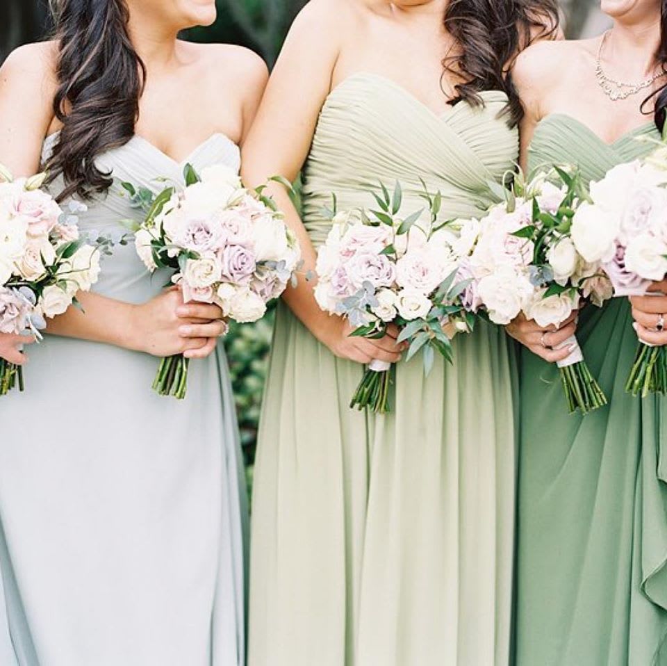 Bridesmaid flowers discount