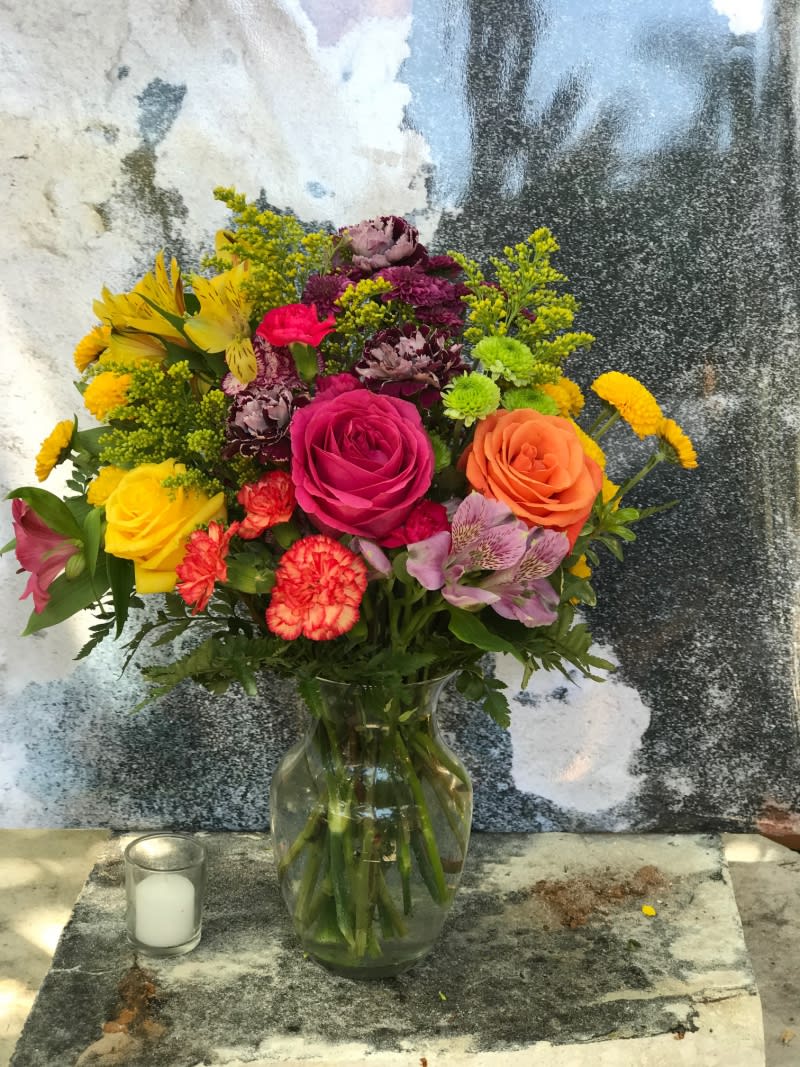 SPR004 Confetti by Victoria Park Flower Studio