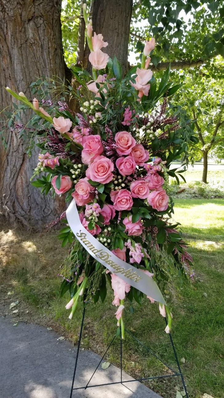 Rose Easel in Nibley, UT Flowers By Laura Studio