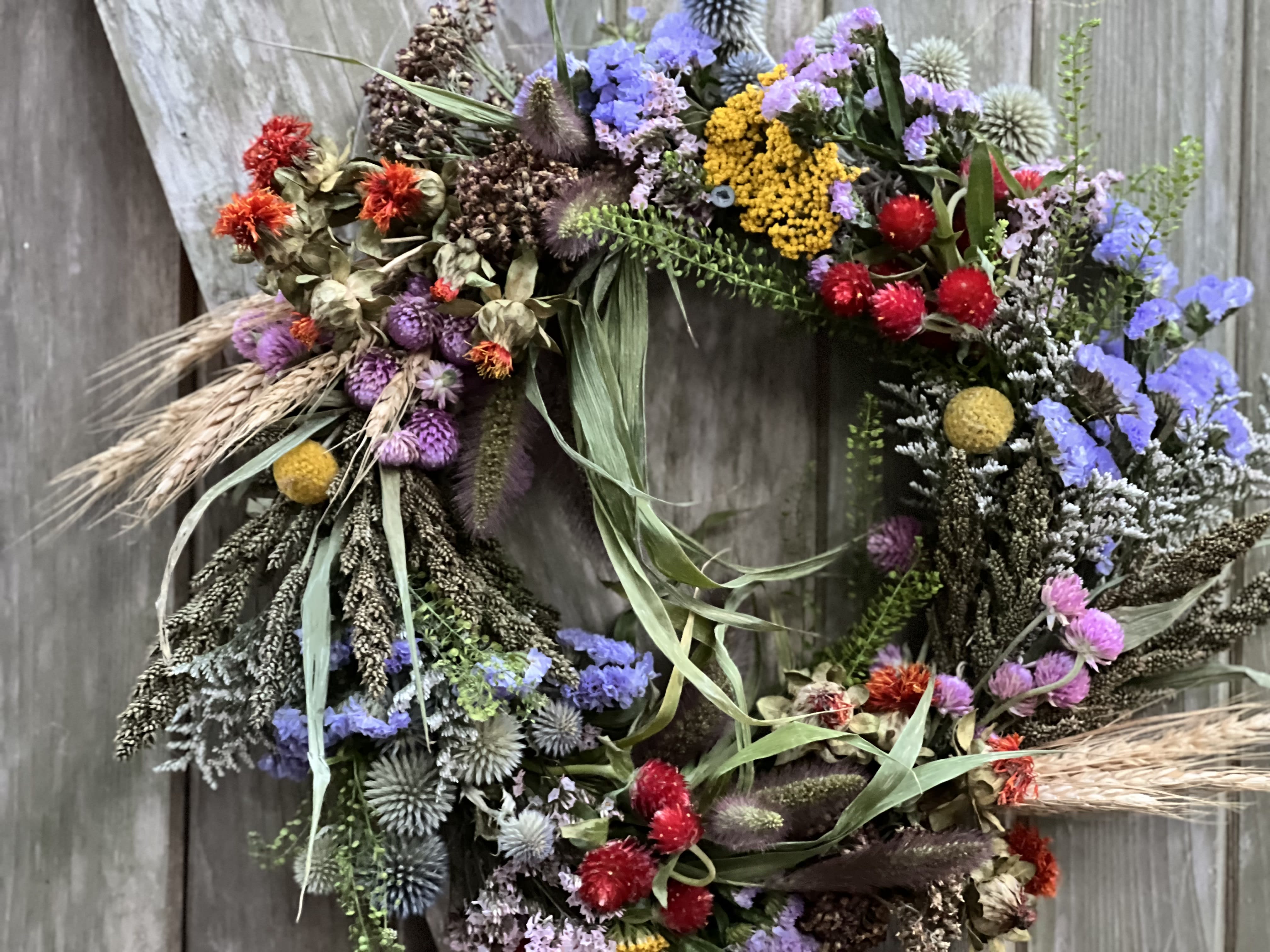 Dried flower wreath — WOOD VIOLET