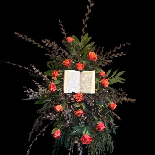 GRAND ELEGANCE GRAND ELEGANCE - CHOOSE ANY COLOR OF ROSE AND CAN INLCUDE A FAVORITE BIBLE VERSE WE CAN HIGHLIGHT. WLL COME WITH A BIBLE. THIS DOES REQUIRE 24 HOUR NOTICE.