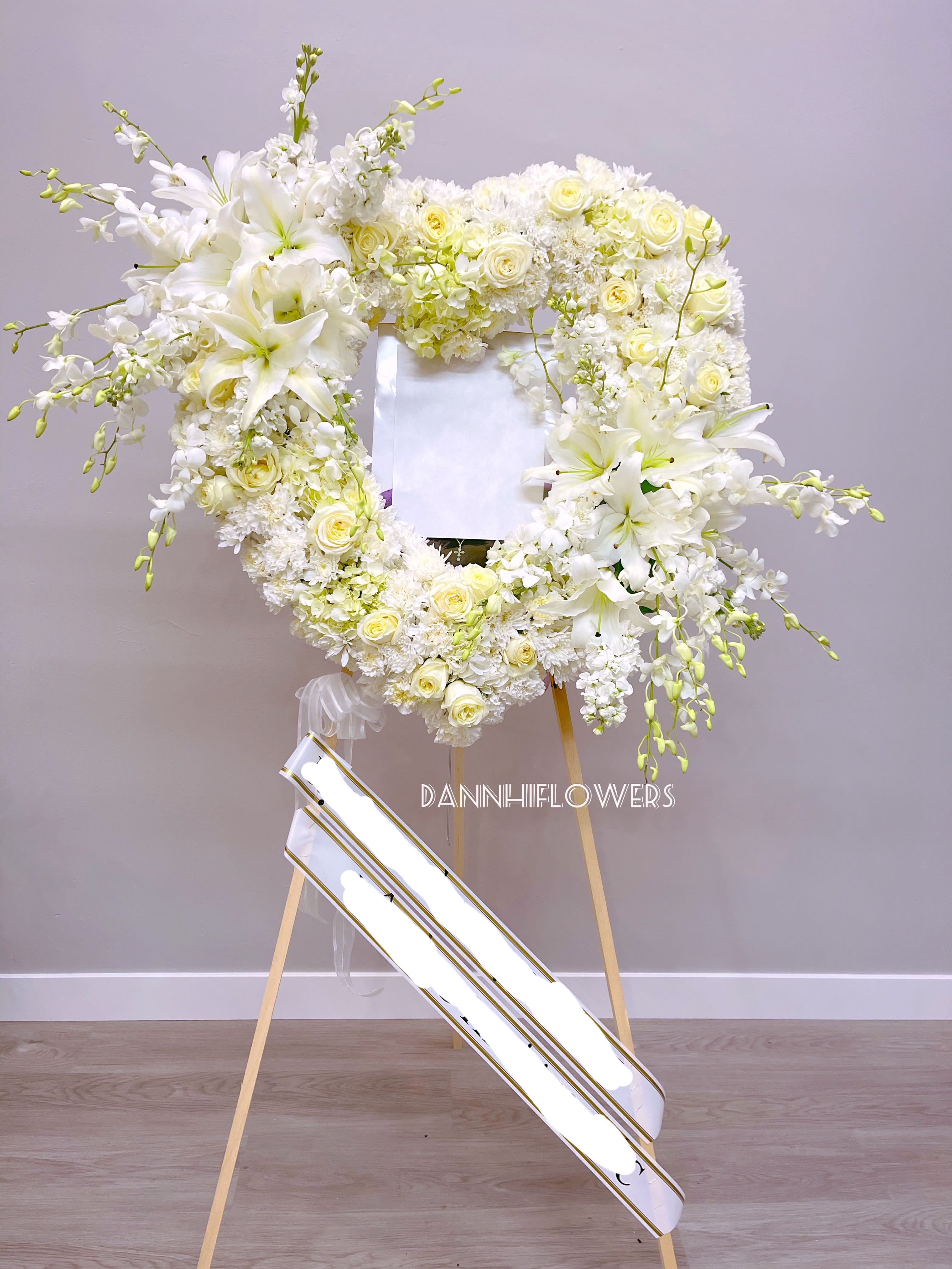 Heart of Grace - Photo is at DELUXE size, full flowers head top and bottom. Standard size will  have open heart with top left flowers only.