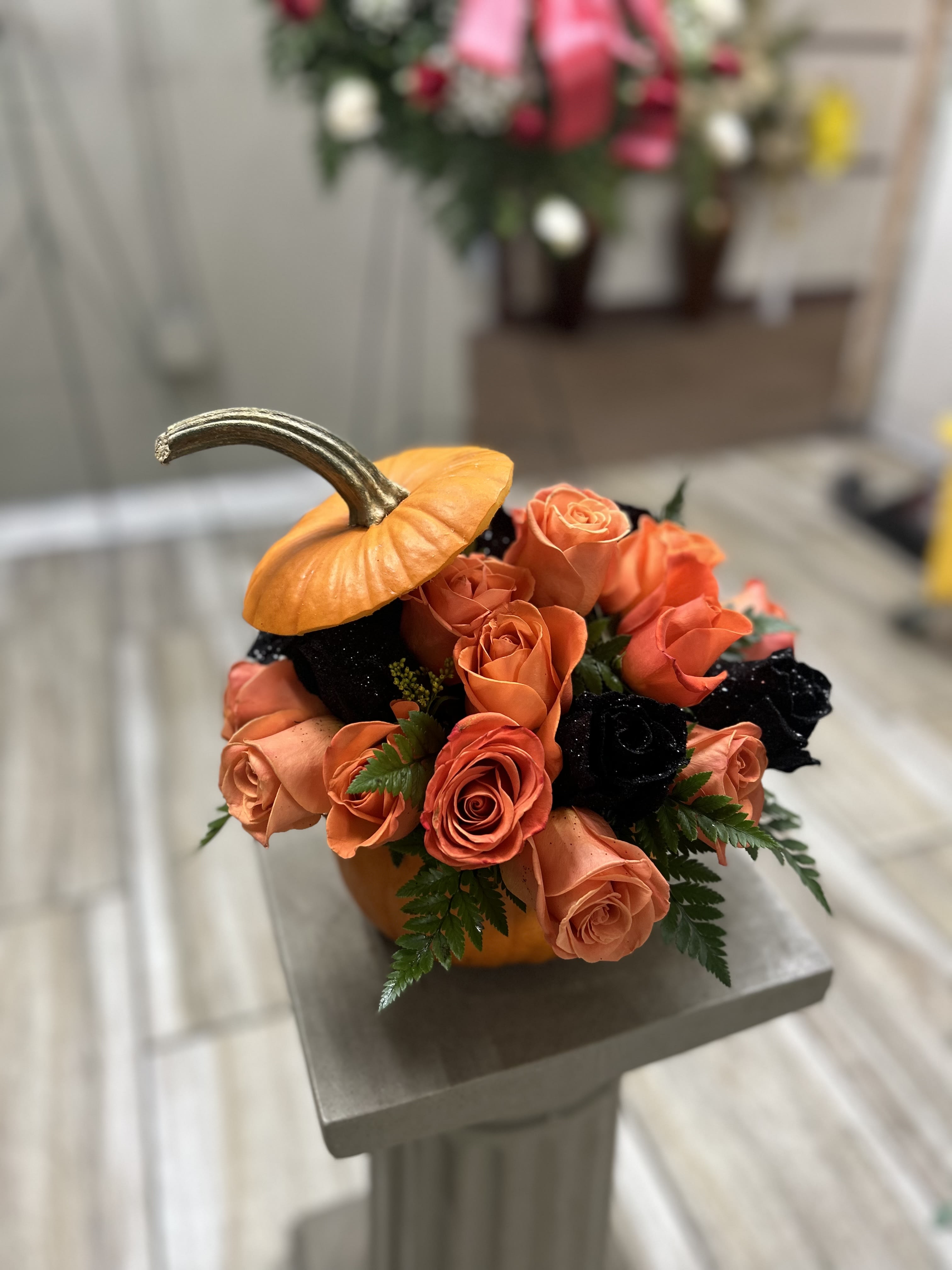 Pumpkin Arrangement with roses  - Pumpkin arrangements comes with roses and a card message 