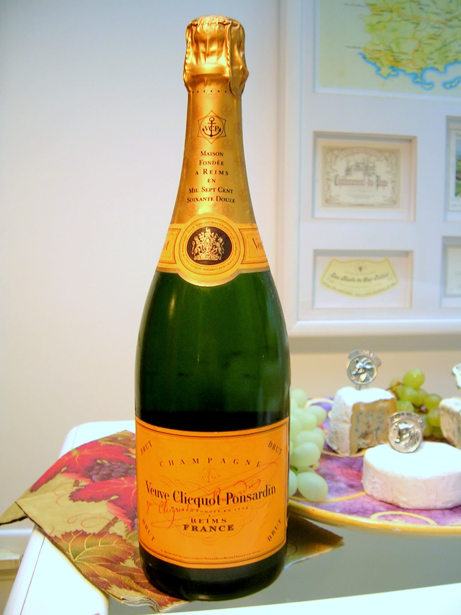 Veuve Clicquot by Brookes Flowers